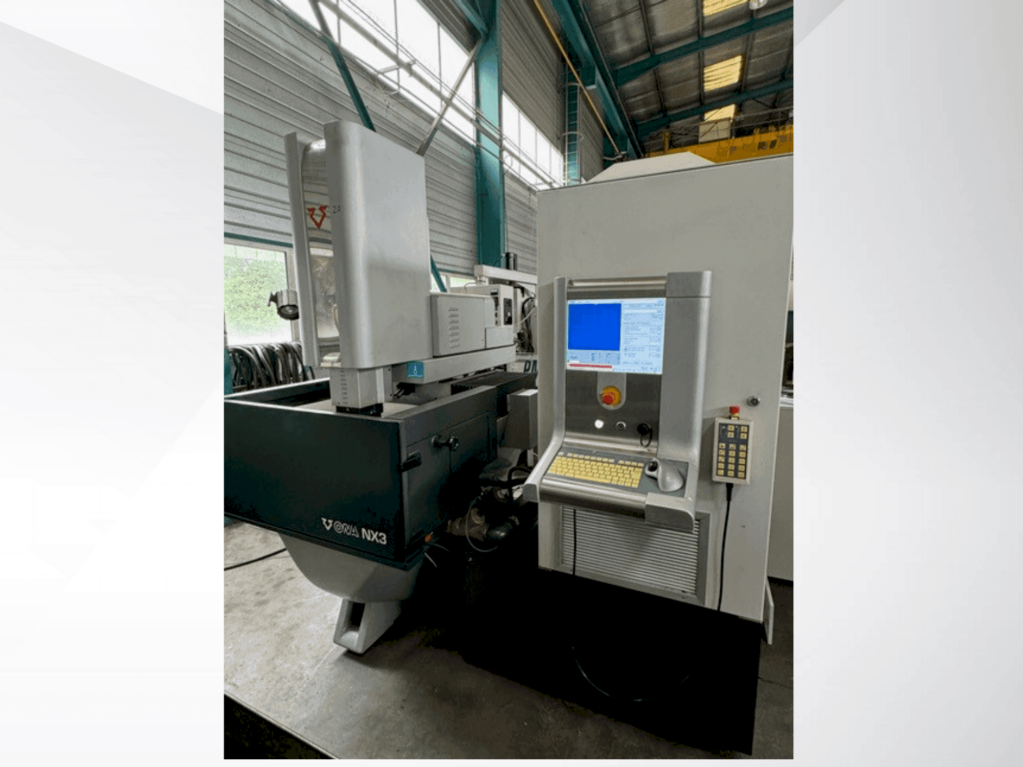 Front view of ONA NX3  machine