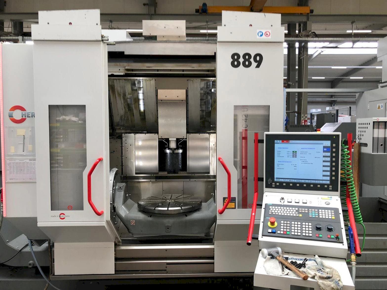 Front view of HERMLE C42U MT  machine