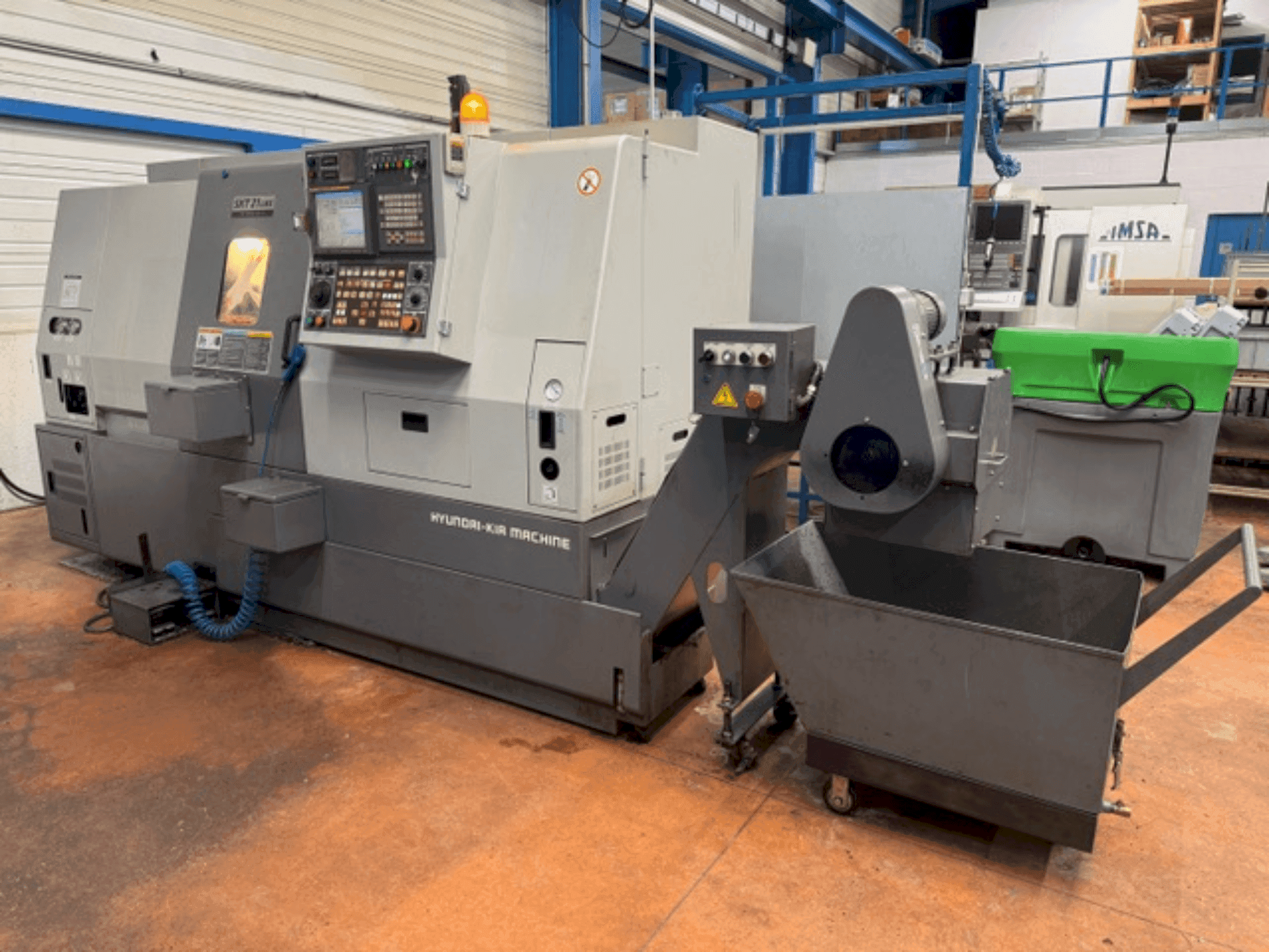 Front view of HYUNDAI KIA SKT21LMS  machine