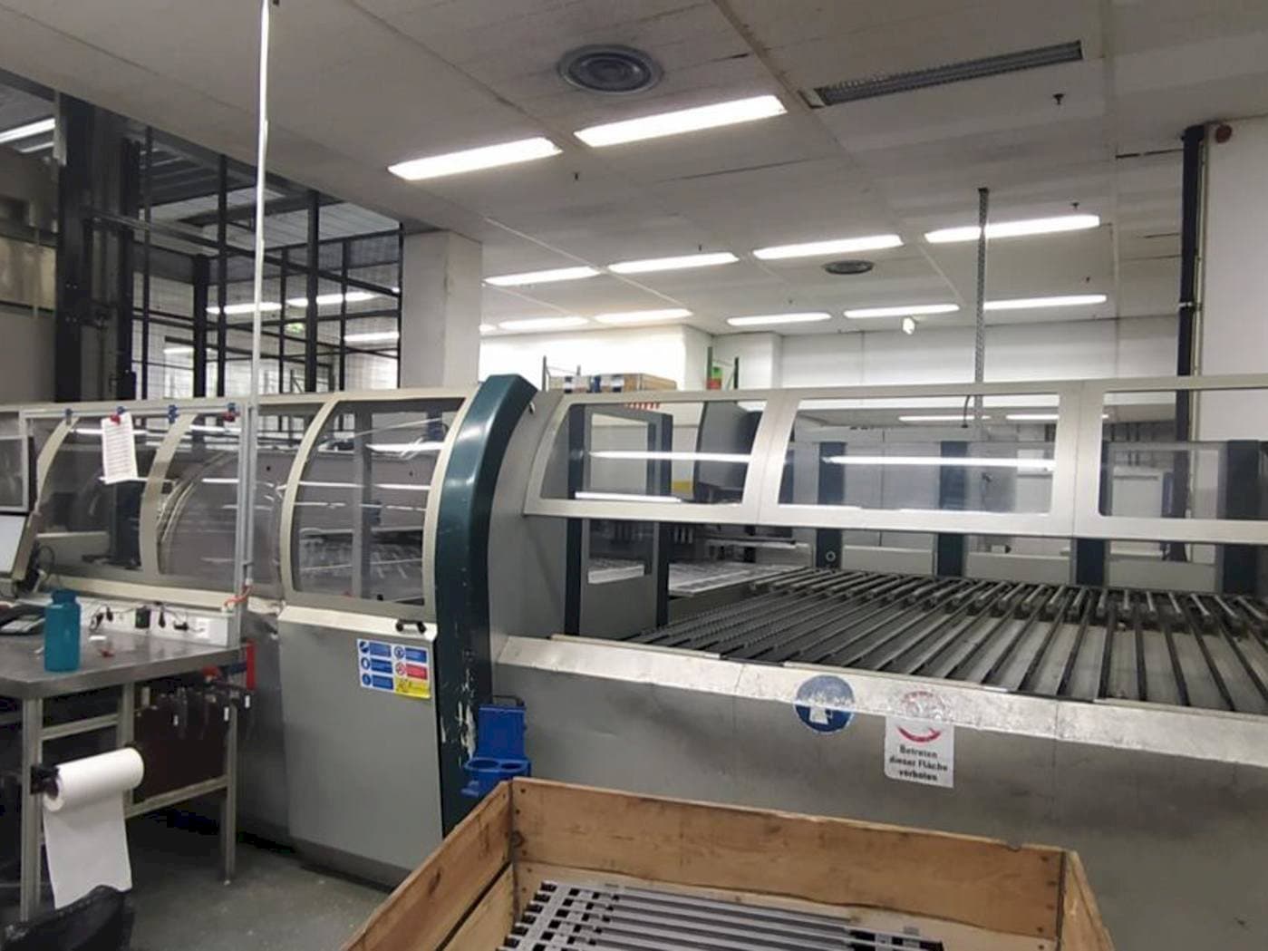 Front view of Salvagnini P4  machine