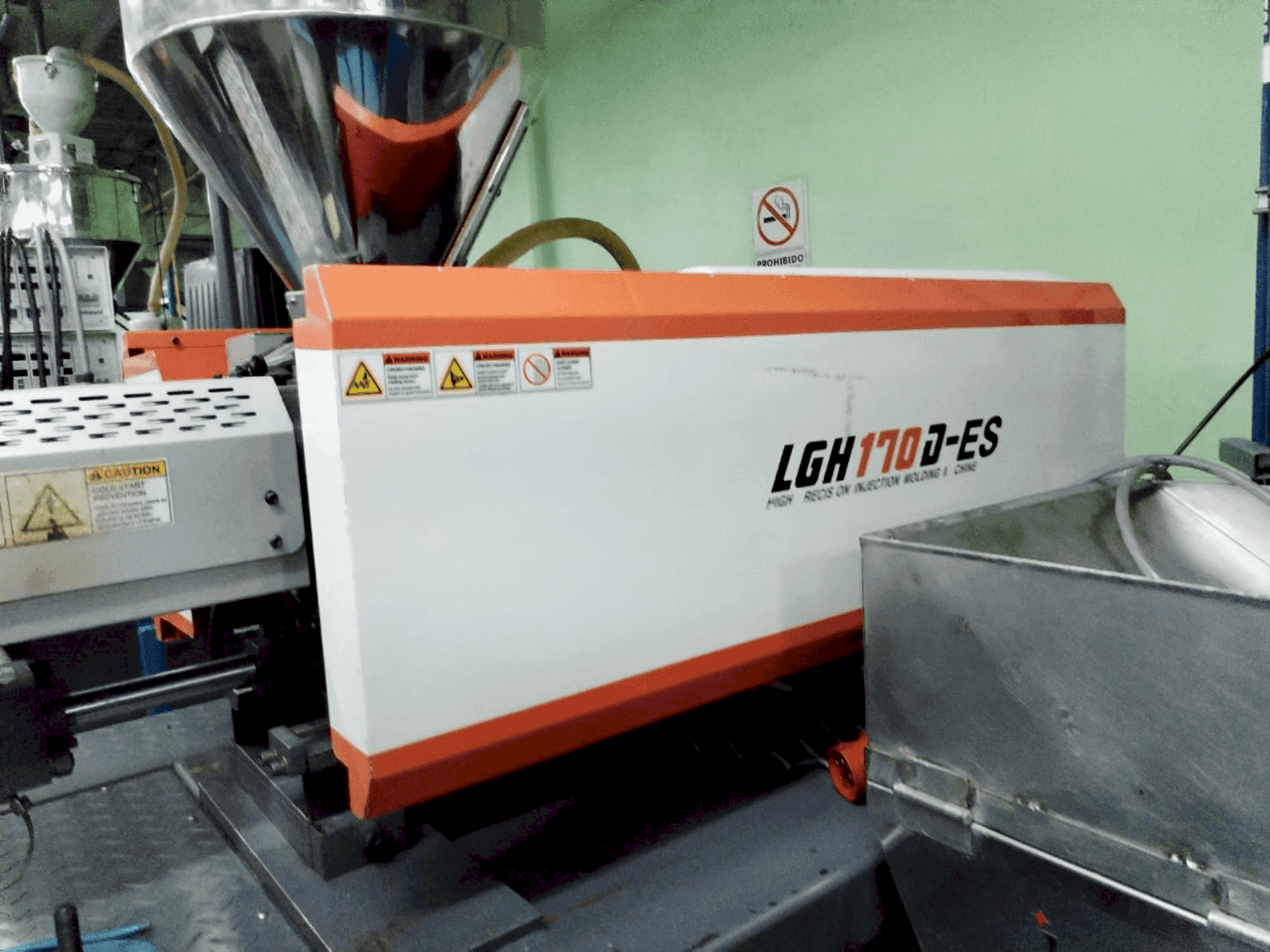 Front view of LS MTRON LGH 170D-ES  machine