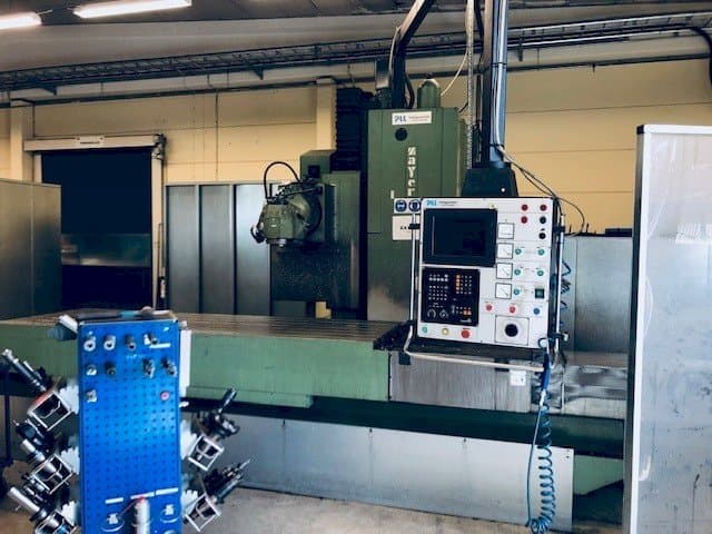 Front view of Zayer KF 3000  machine