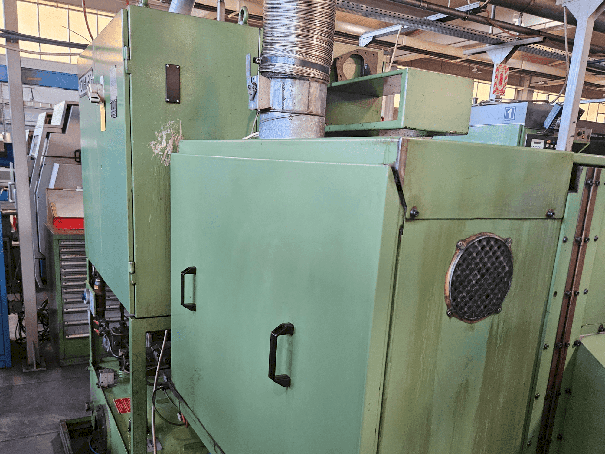 Front view of VOUMARD 203 C 31  machine