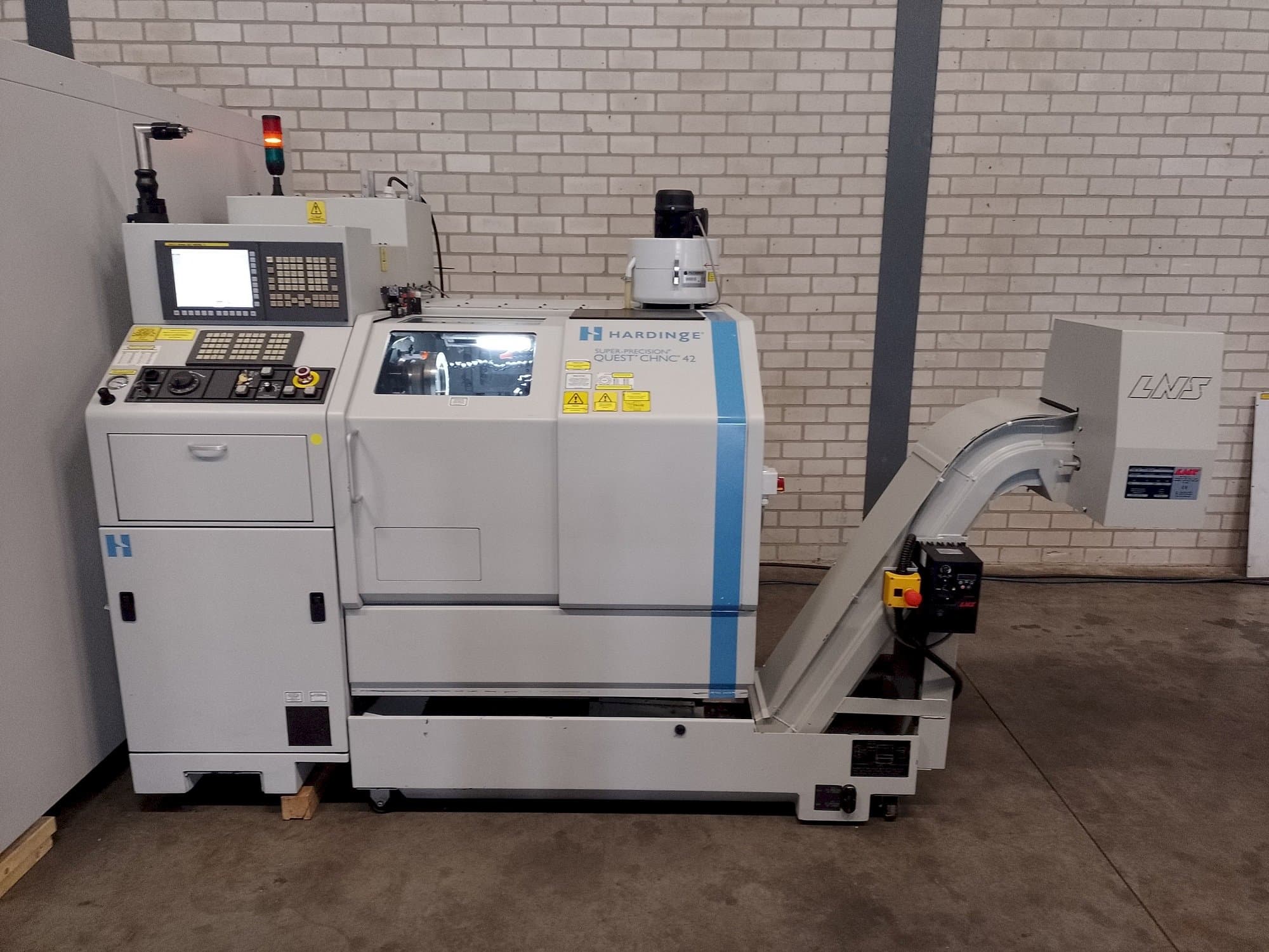 Front view of HARDINGE Quest chnc 42  machine