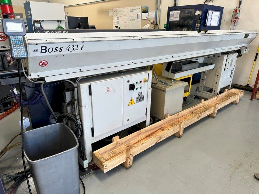 Left view of Citizen M-32  machine