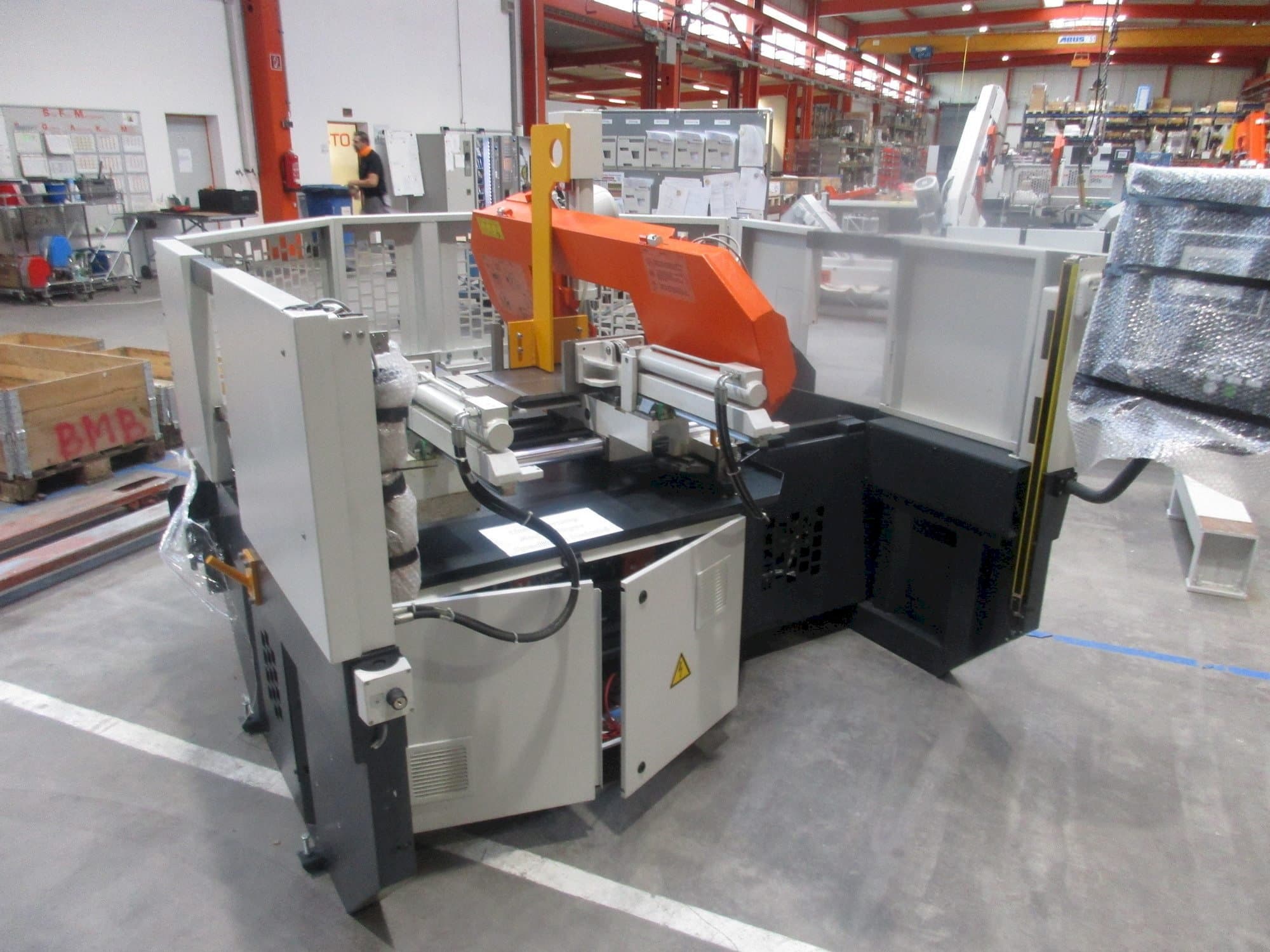 Front view of KASTO micut A 2.6  machine