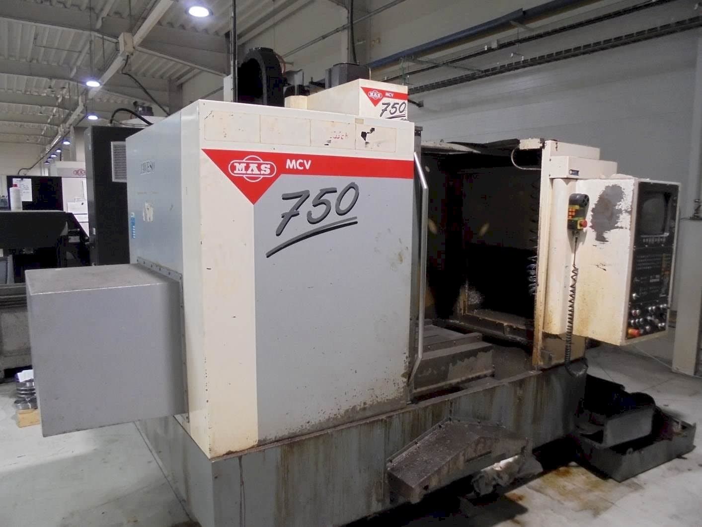 Front view of KOVOSVIT MAS MCV 750  machine