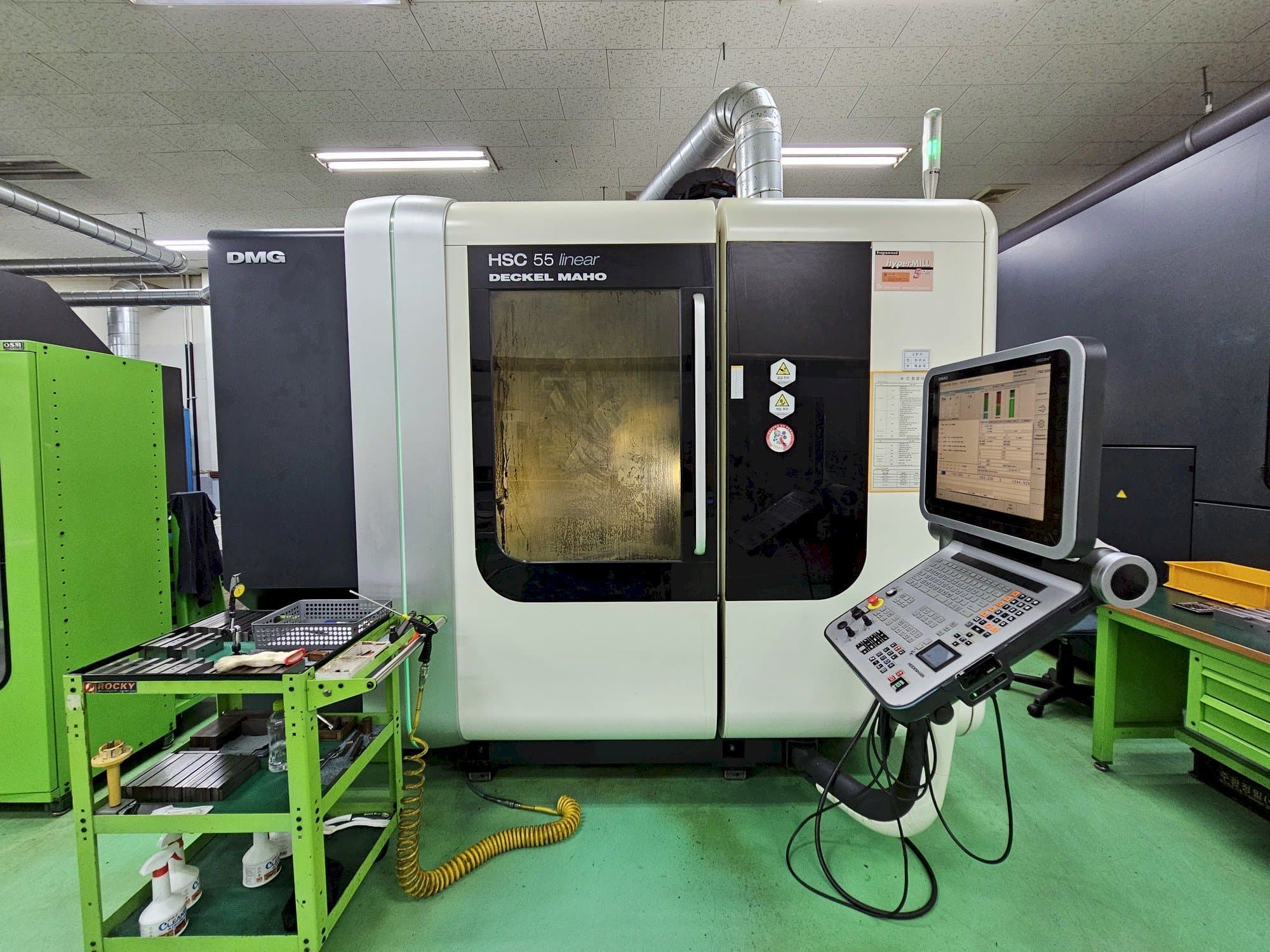 Front view of DECKEL MAHO HSC 55 linear  machine