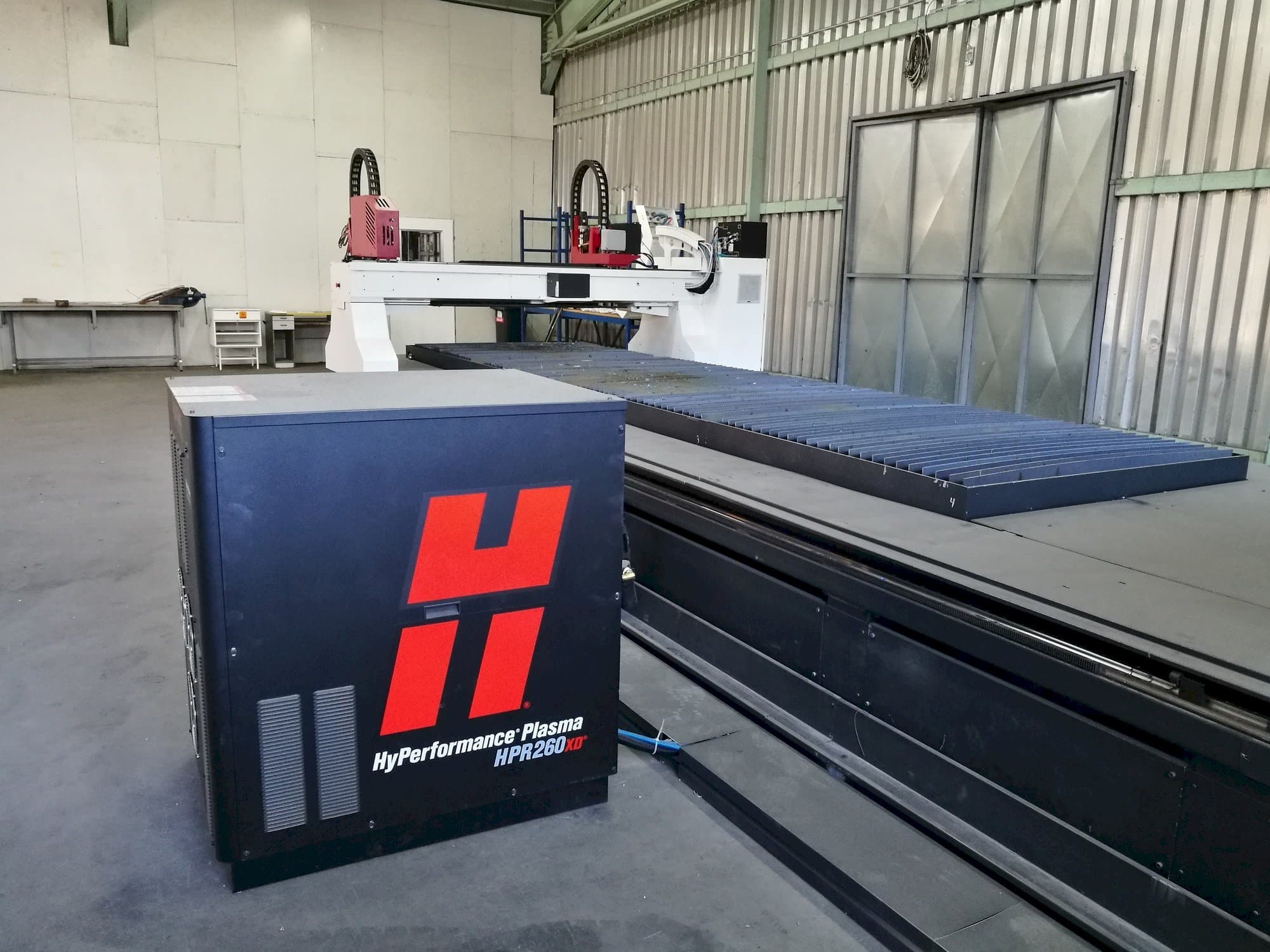 Front view of Baykal BPL-H 1506  machine