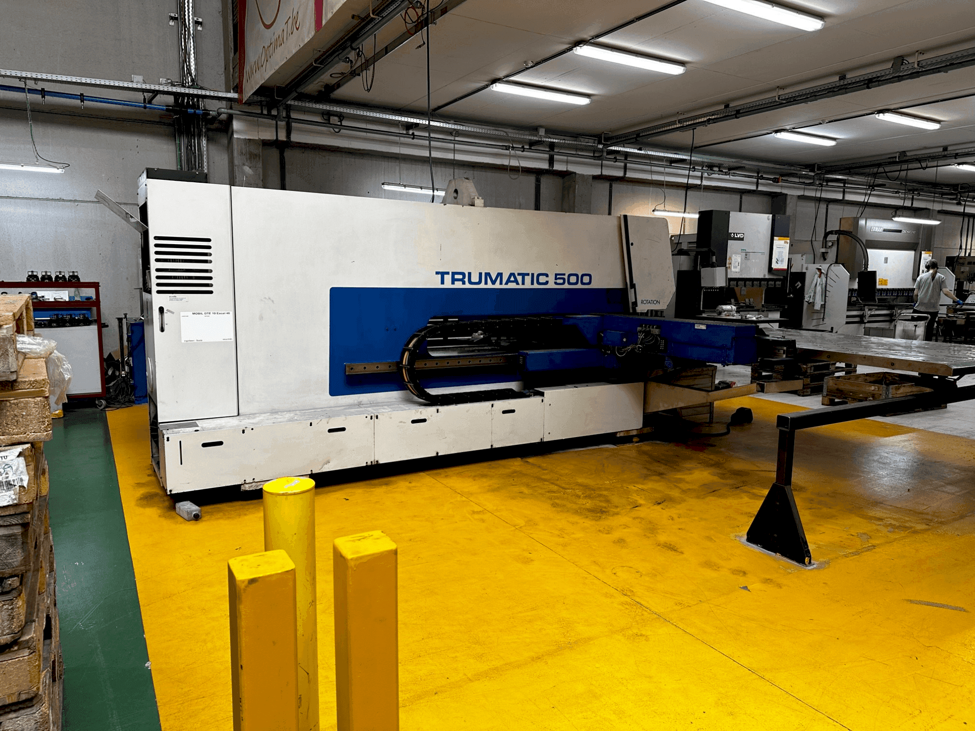 Front view of TRUMPF Trumatic 500  machine