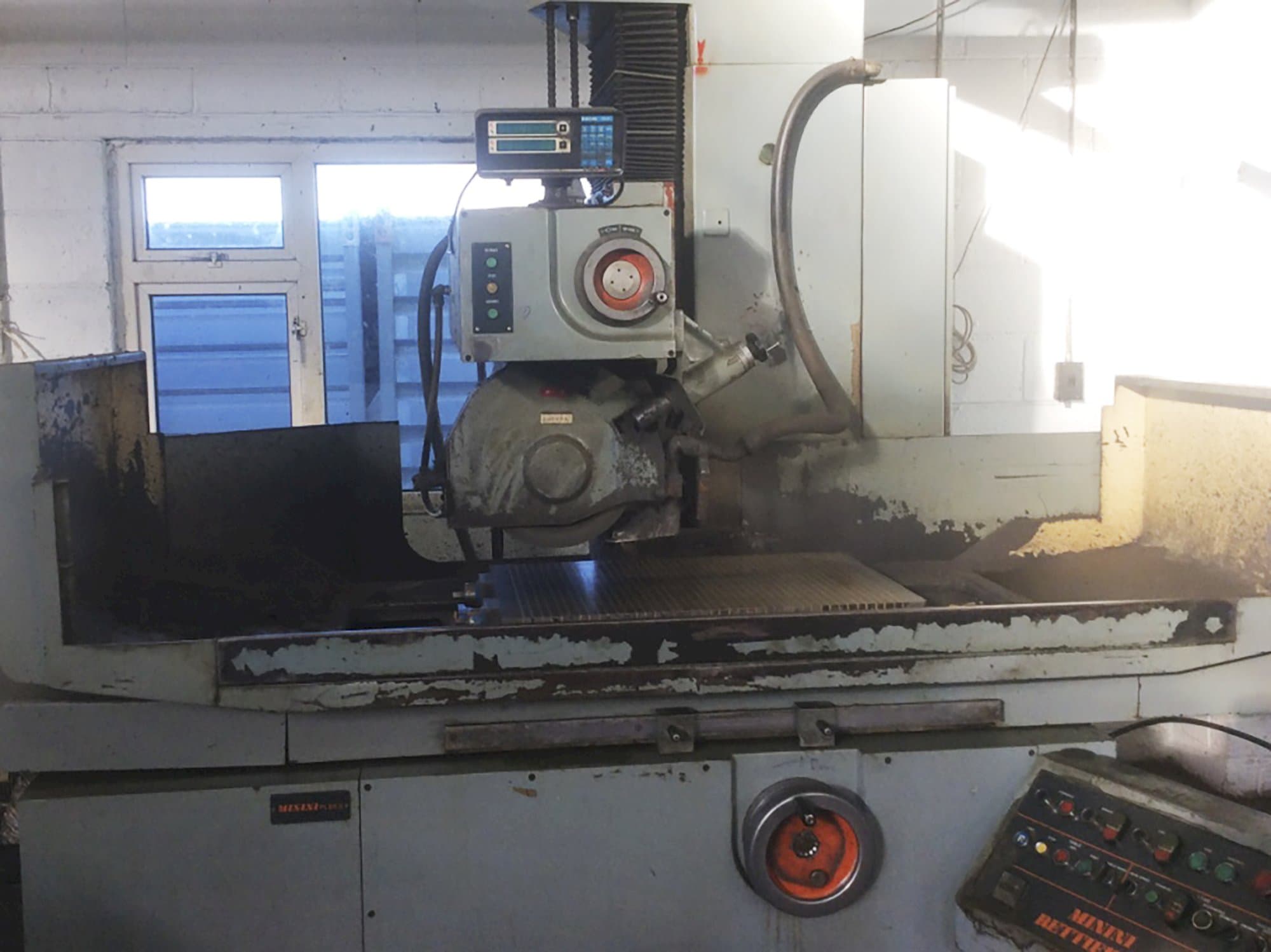 Front view of Minini PL65.8 Machine