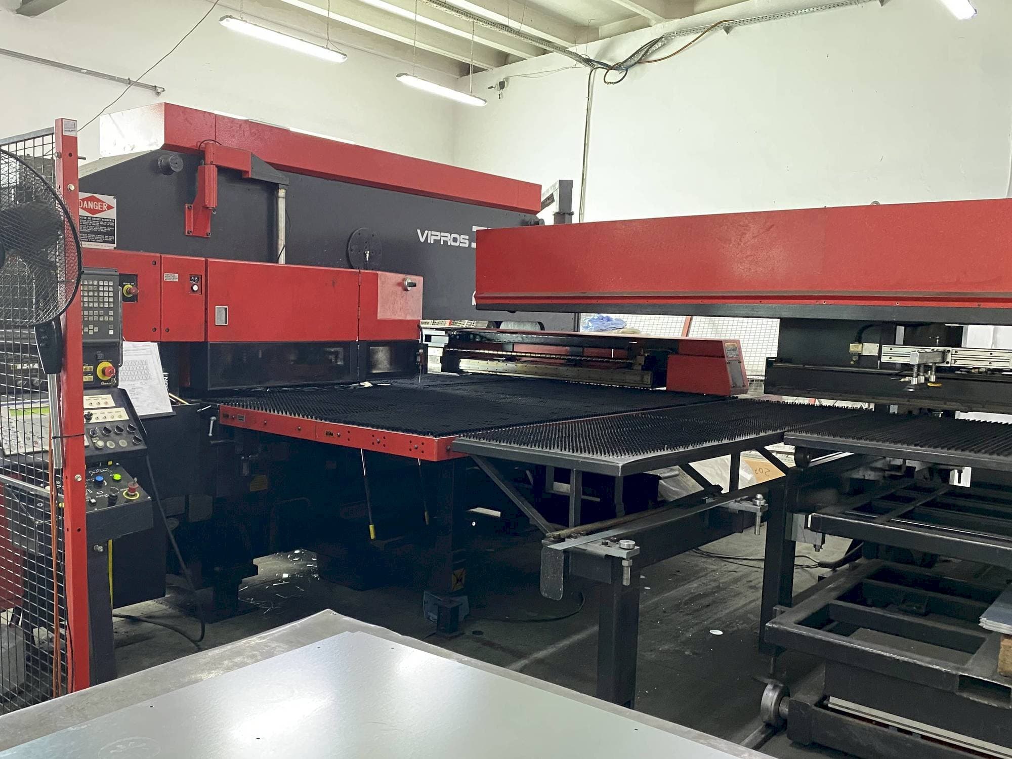 Front view of AMADA VIPROS 358 KING  machine