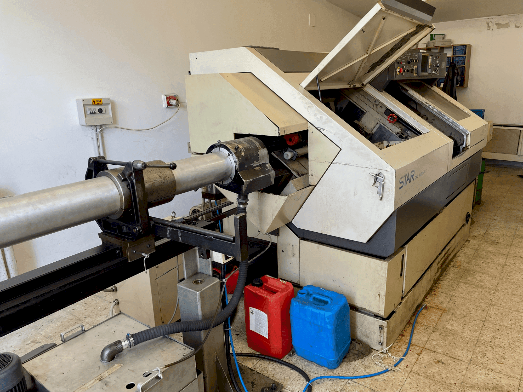 Front view of Star KNC 25 7  machine