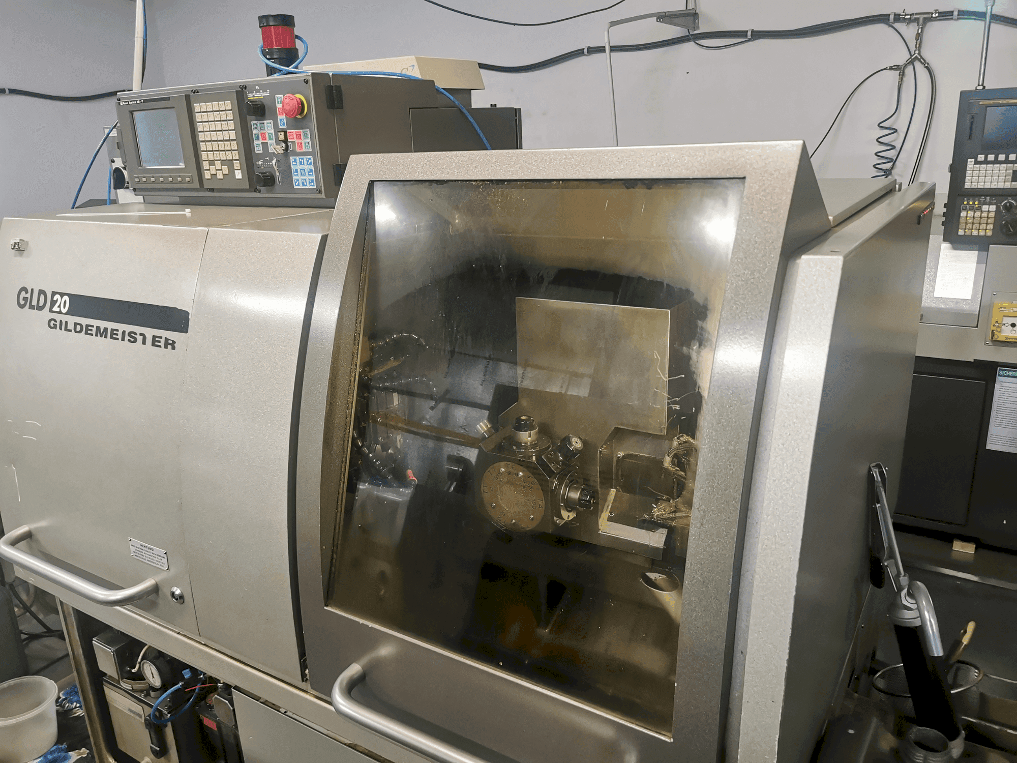 Front view of Gildemeister GLD 20  machine