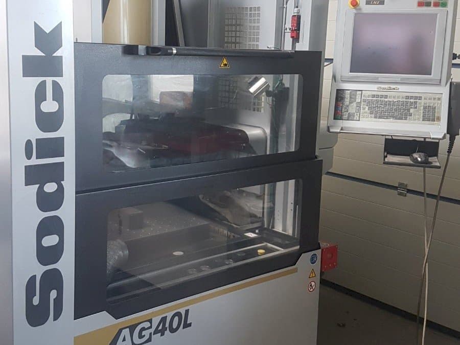 Front view of Sodick AG40L  machine