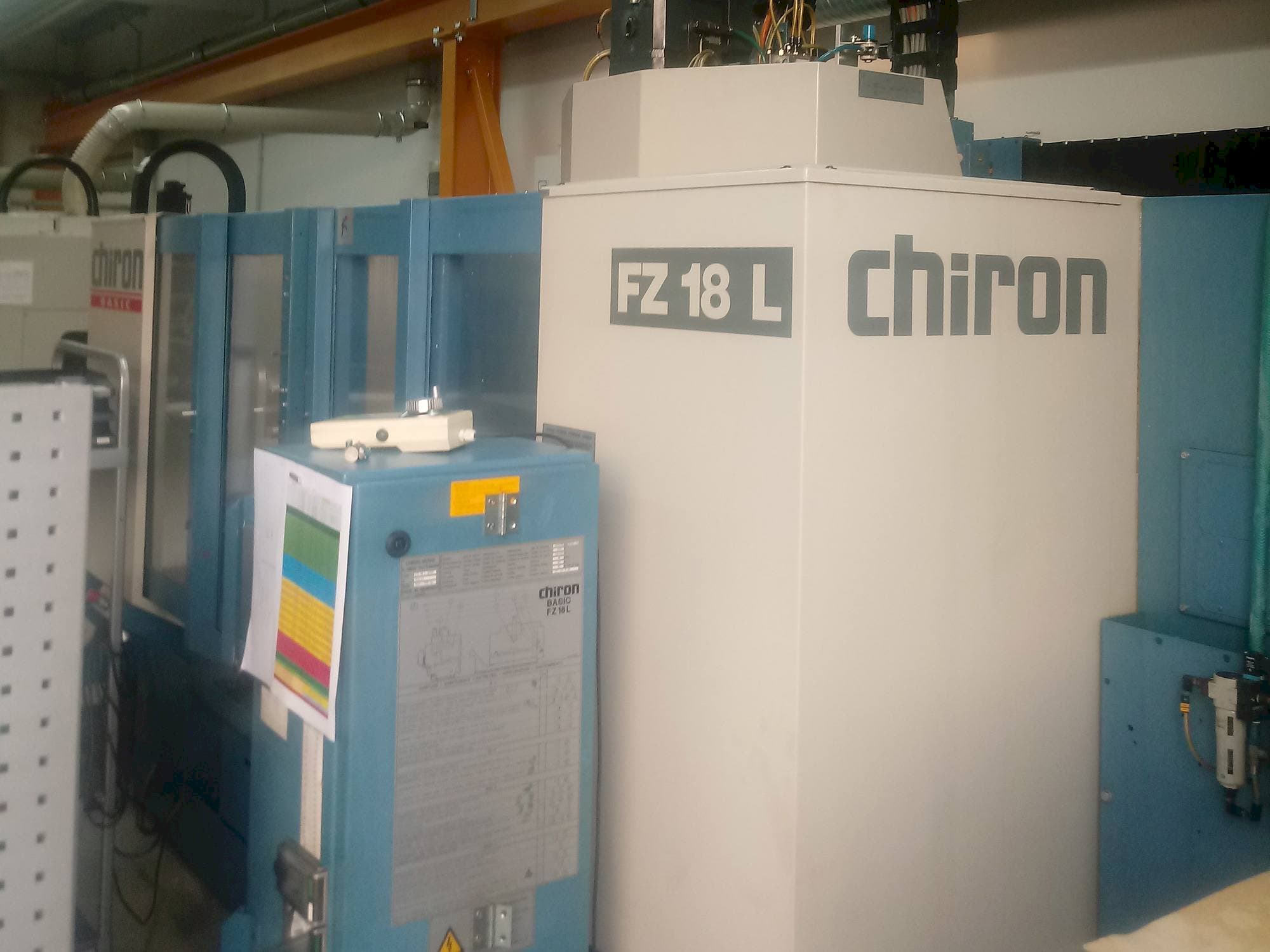 Front view of CHIRON FZ 18 L 2000  machine