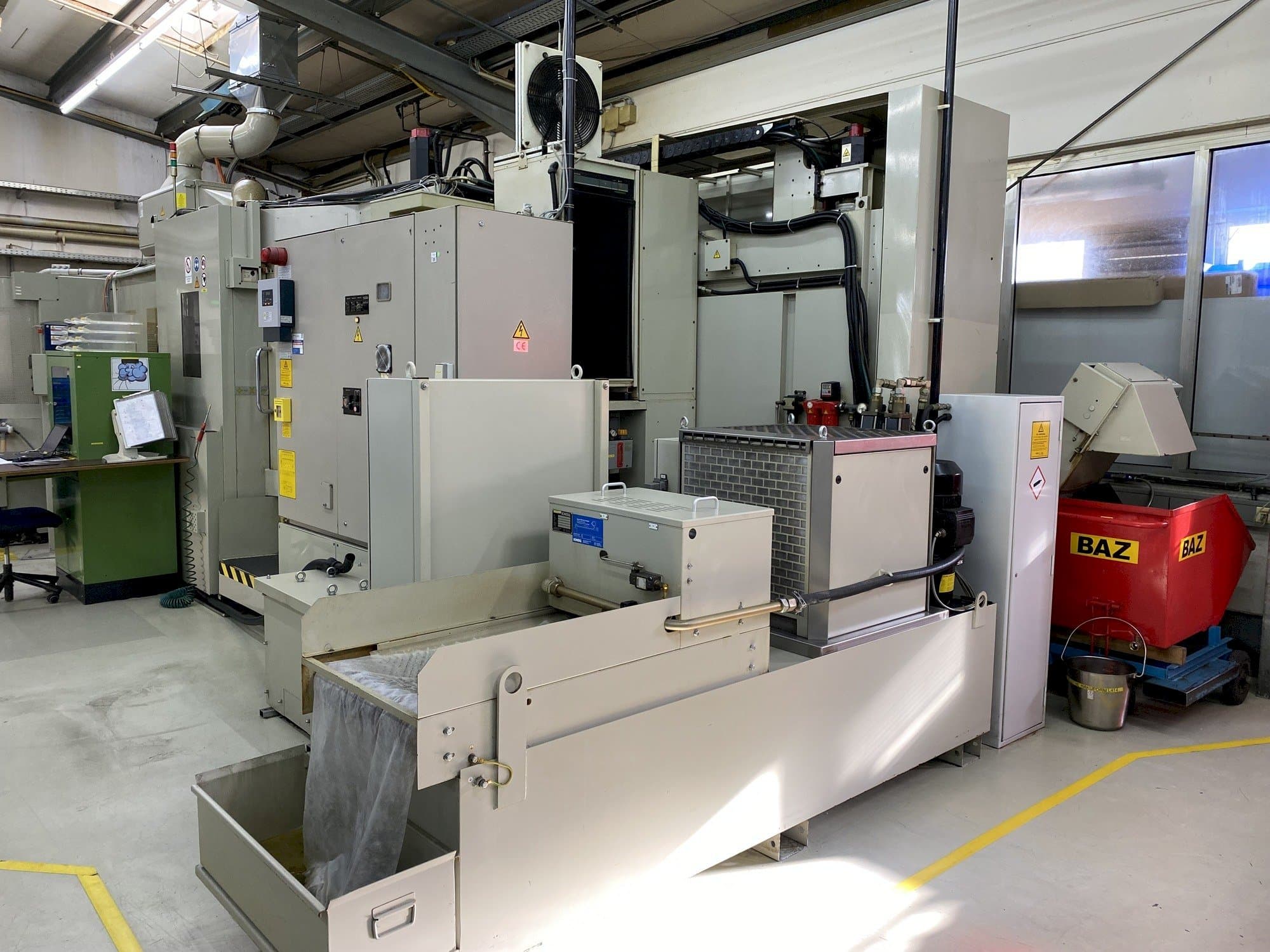 Front view of Mitsui Seiki HU50A  machine