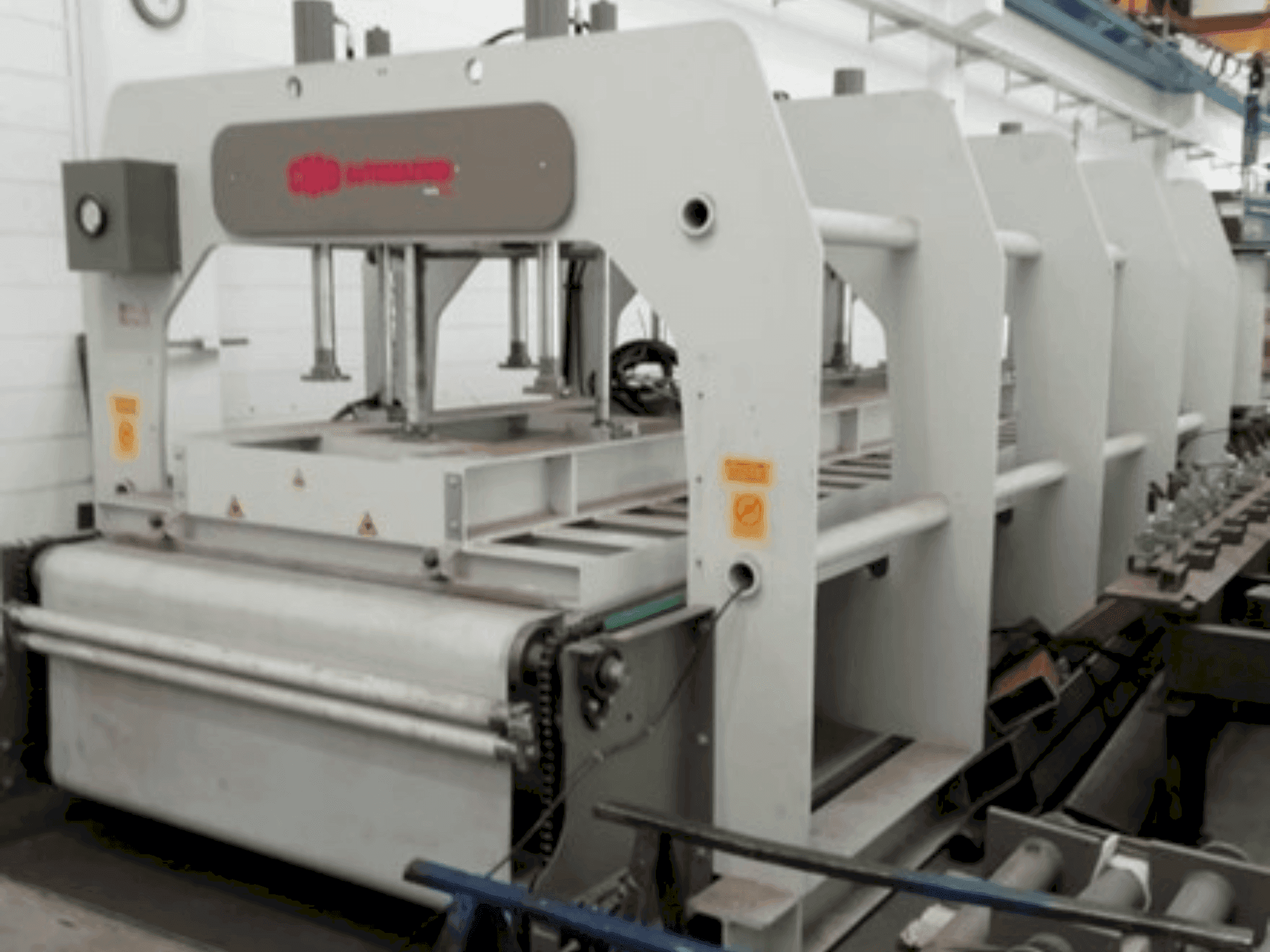 Front view of CMB PFR-CCL  machine
