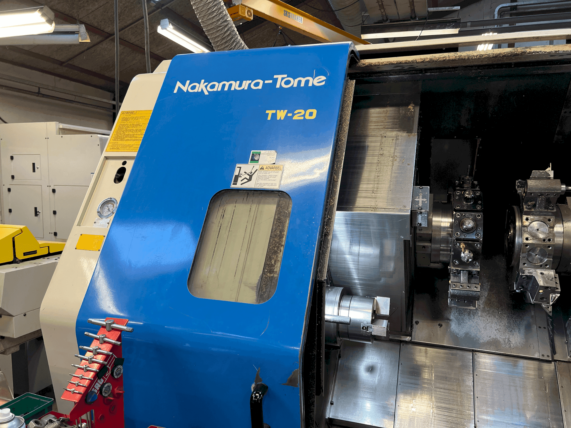 Front view of NAKAMURA TW-20  machine