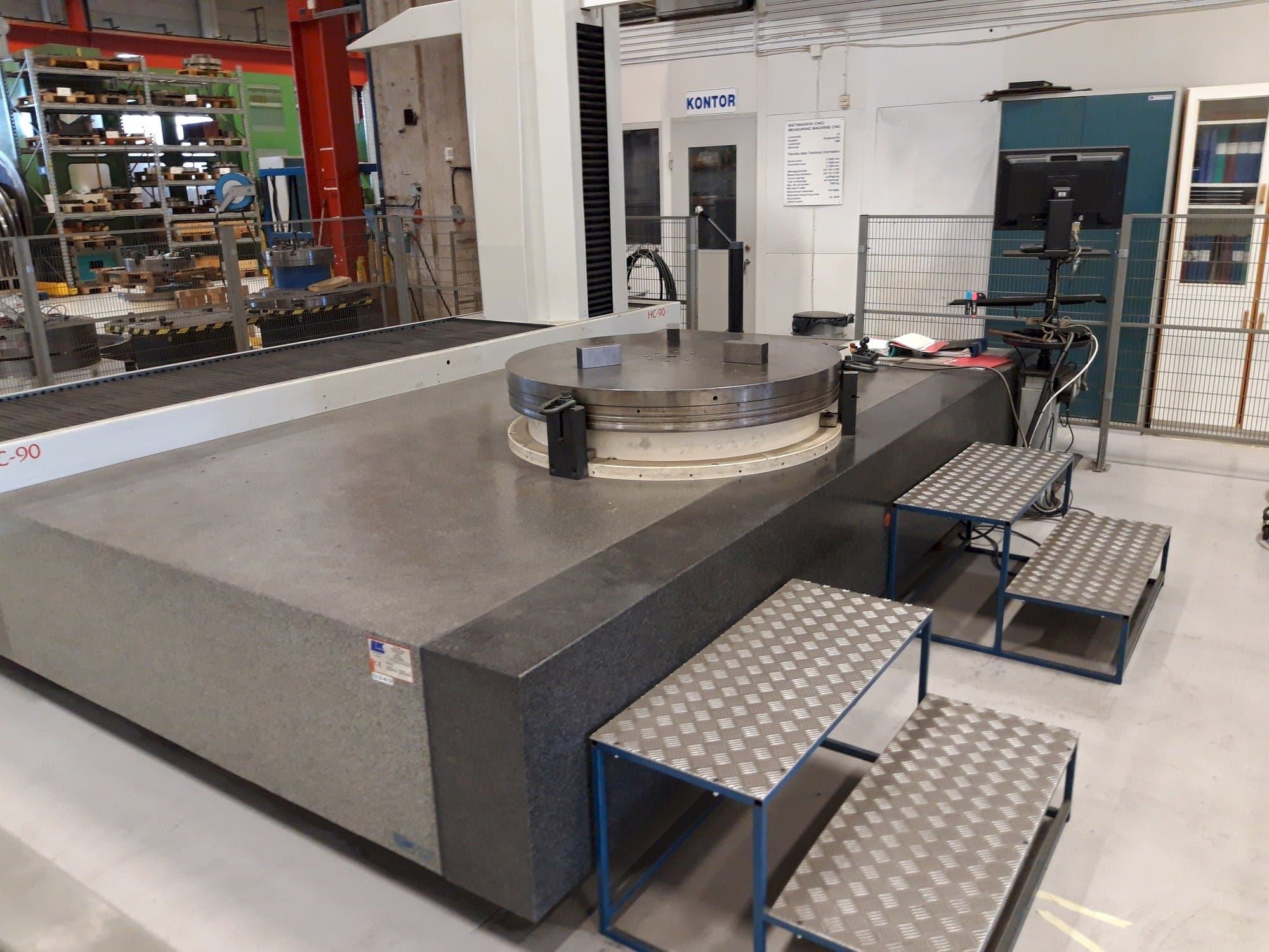 Front view of LK HC90  machine