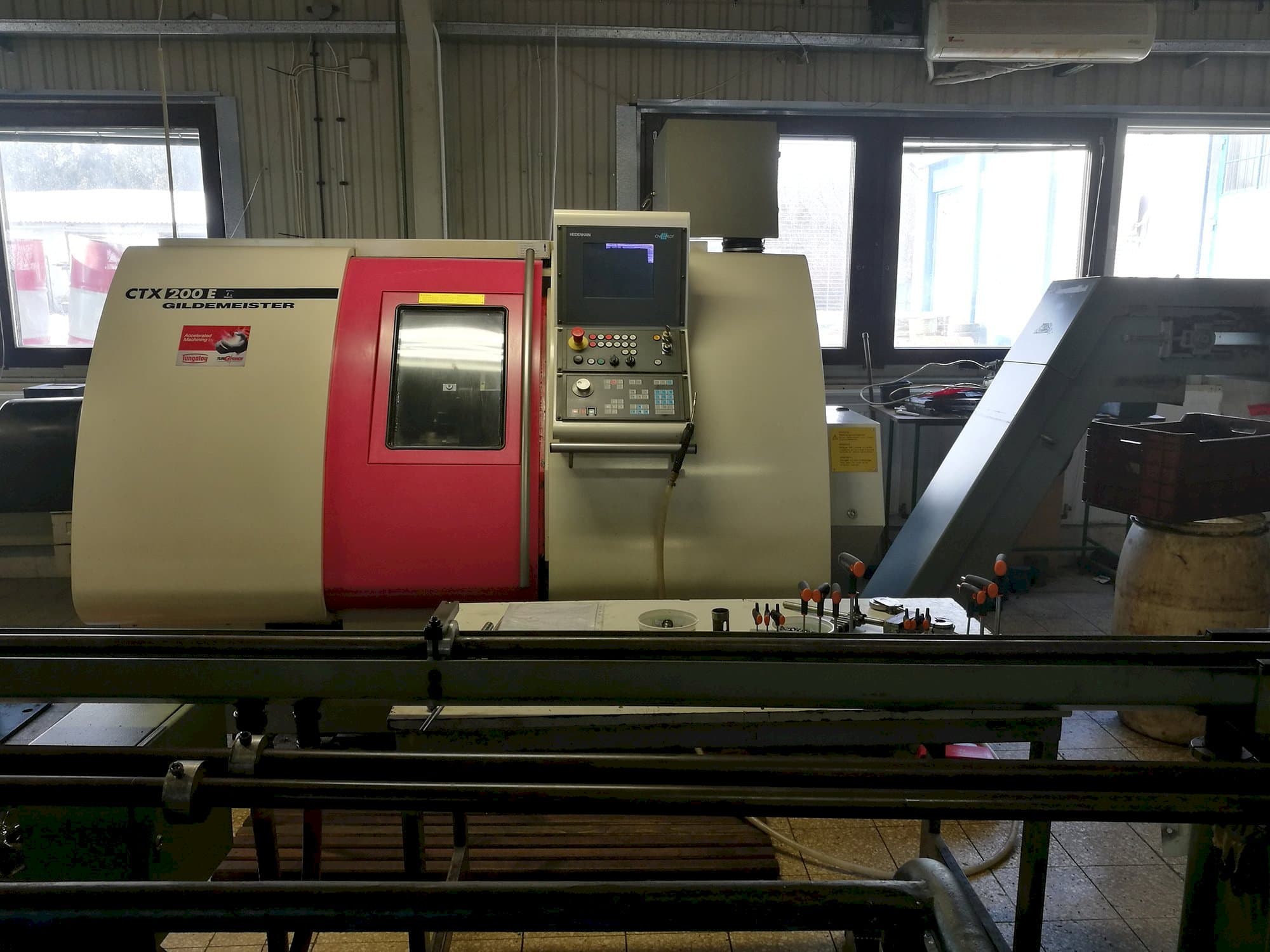 Front view of Gildemeister CTX 200 E  machine