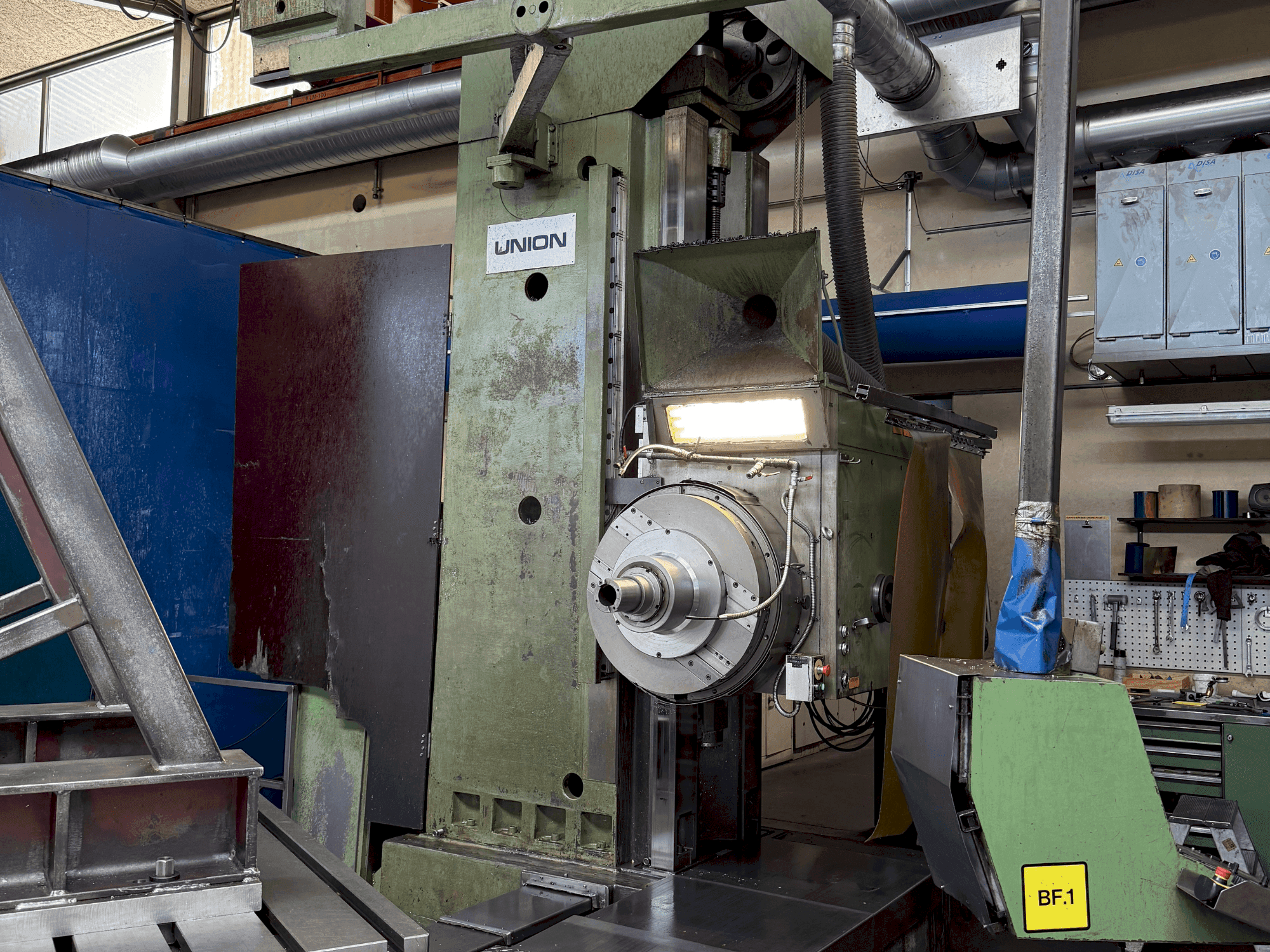 Front view of UNION BTF 110  machine