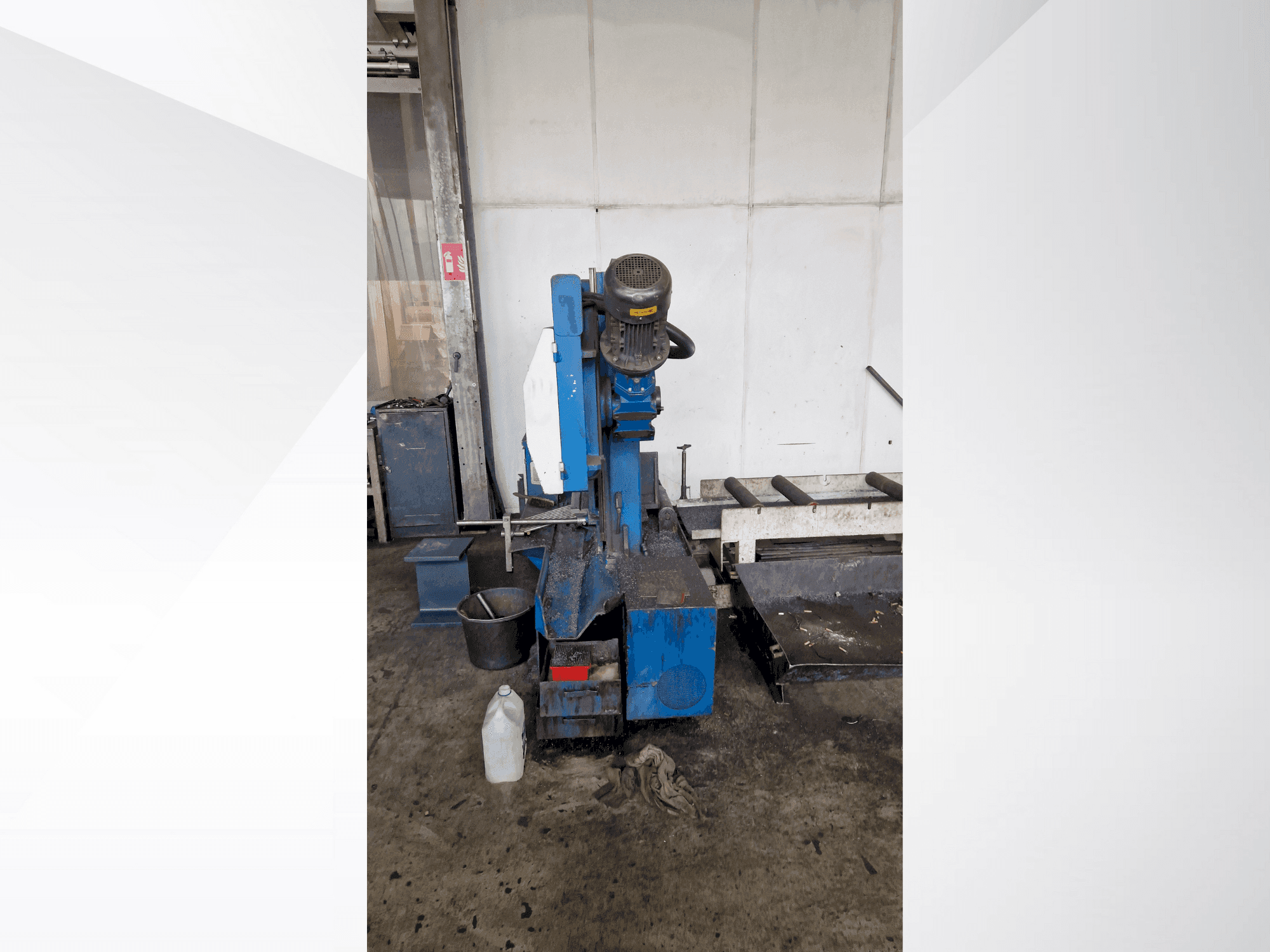 Front view of KNUTH HB 460 L  machine