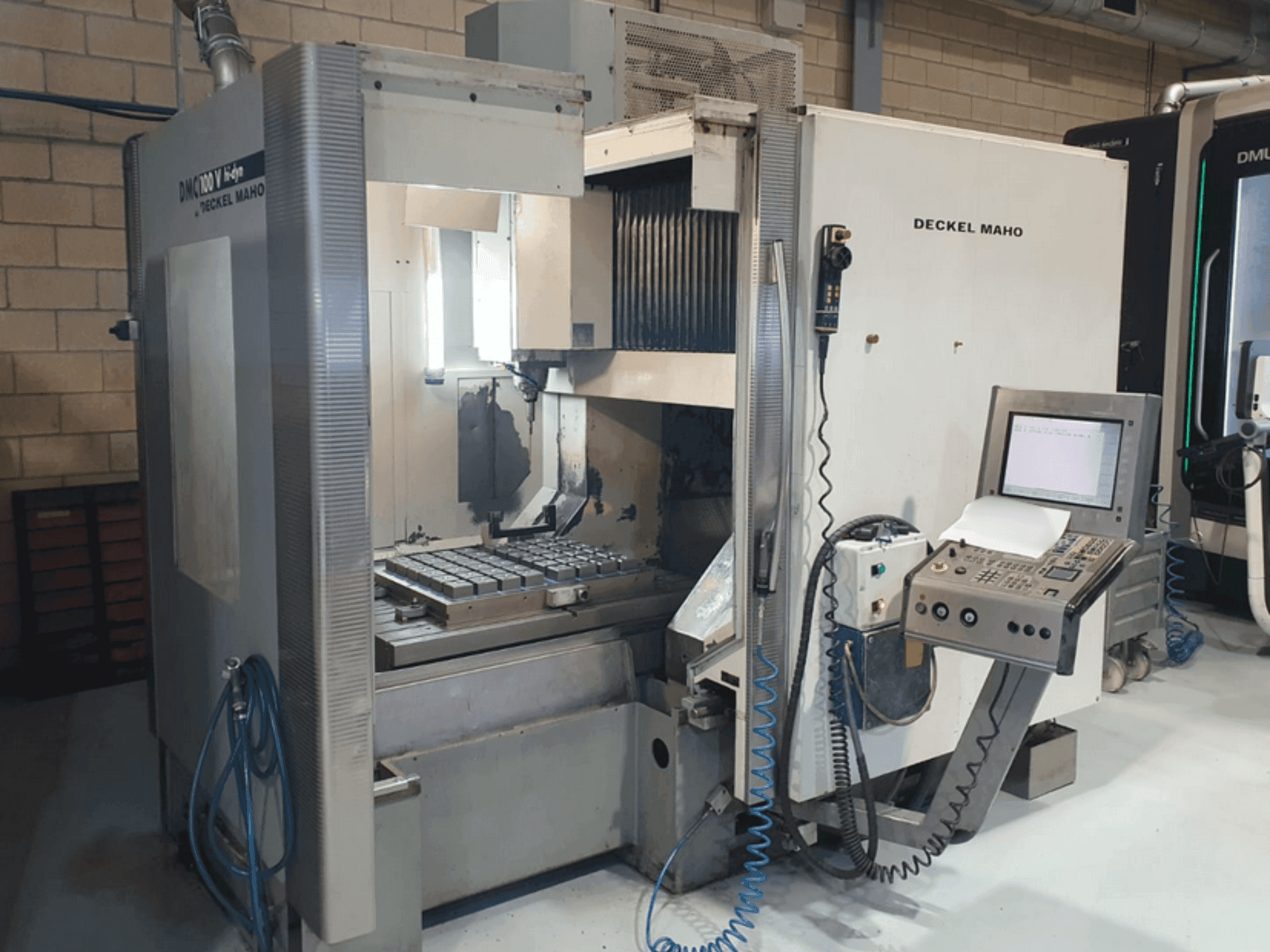 Front view of DECKEL MAHO DMC 100V hi-dyn  machine