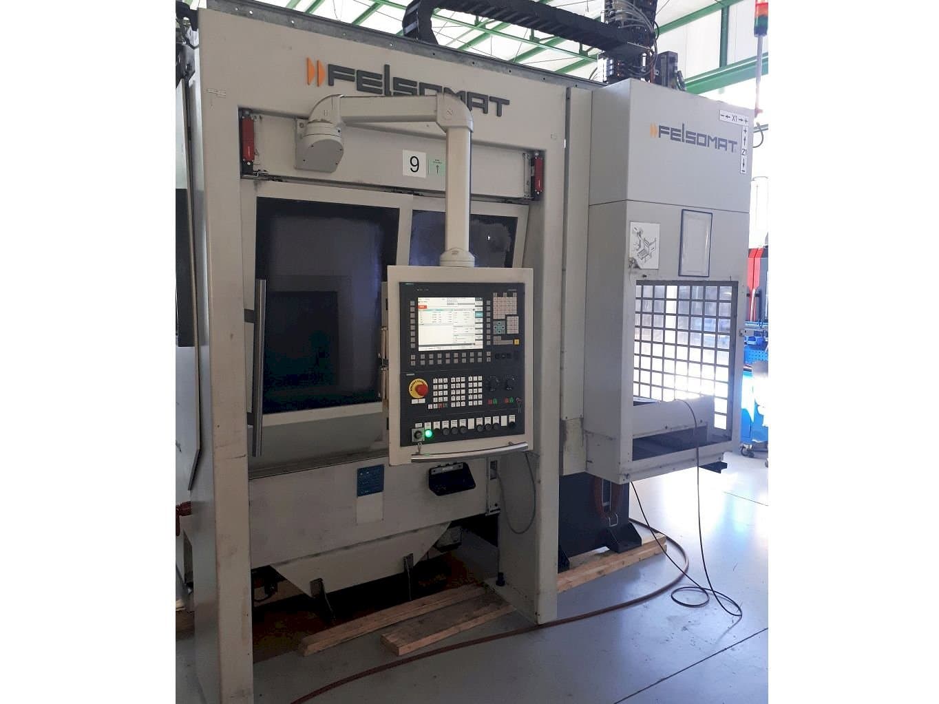 Front view of Felsomat FTC 160  machine