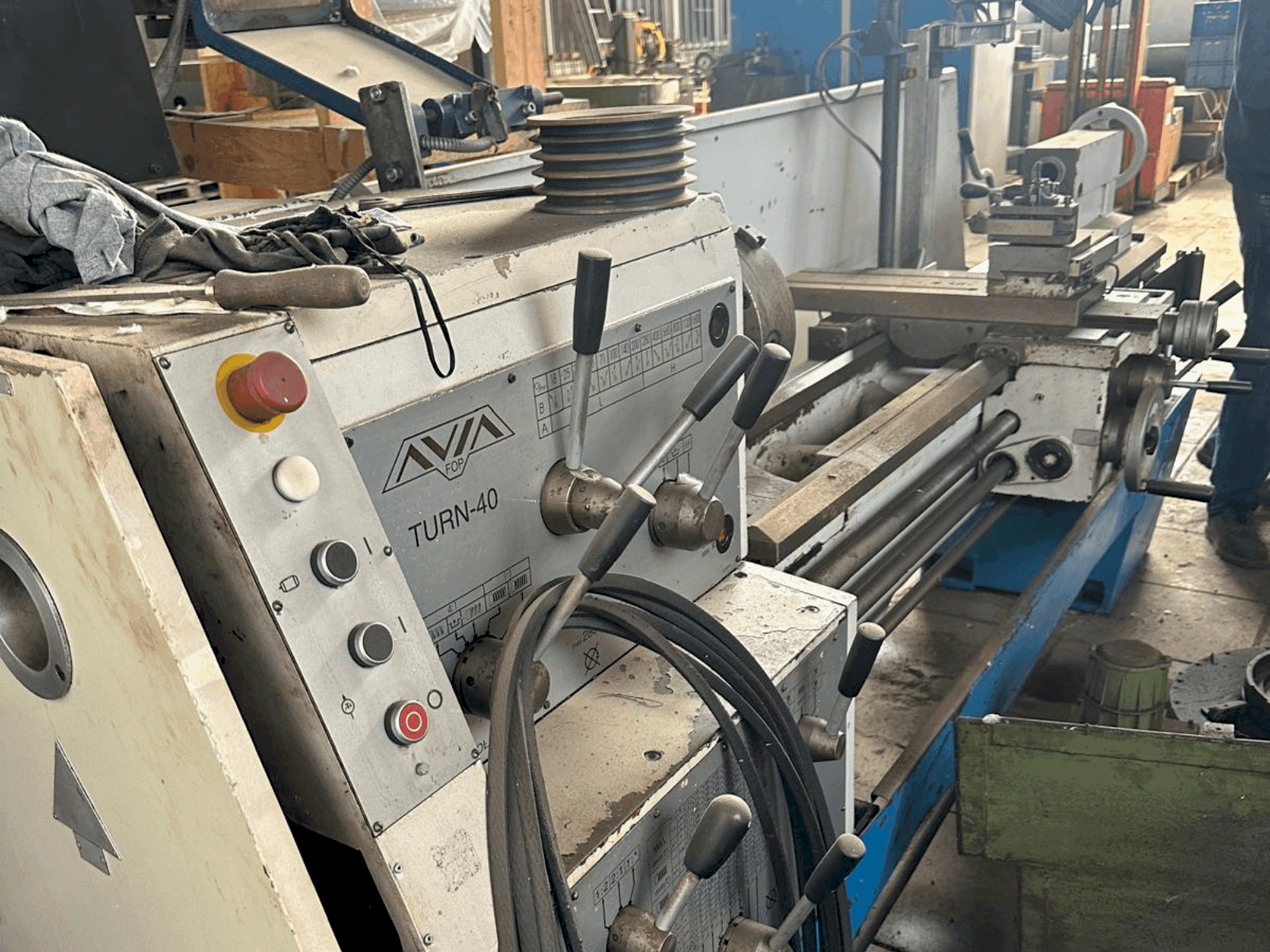 Front view of Avia									 TURN-40  machine