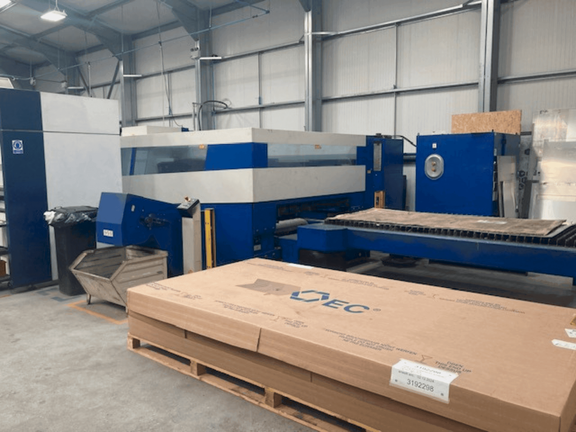 Front view of TRUMPF Trulaser 5030  machine