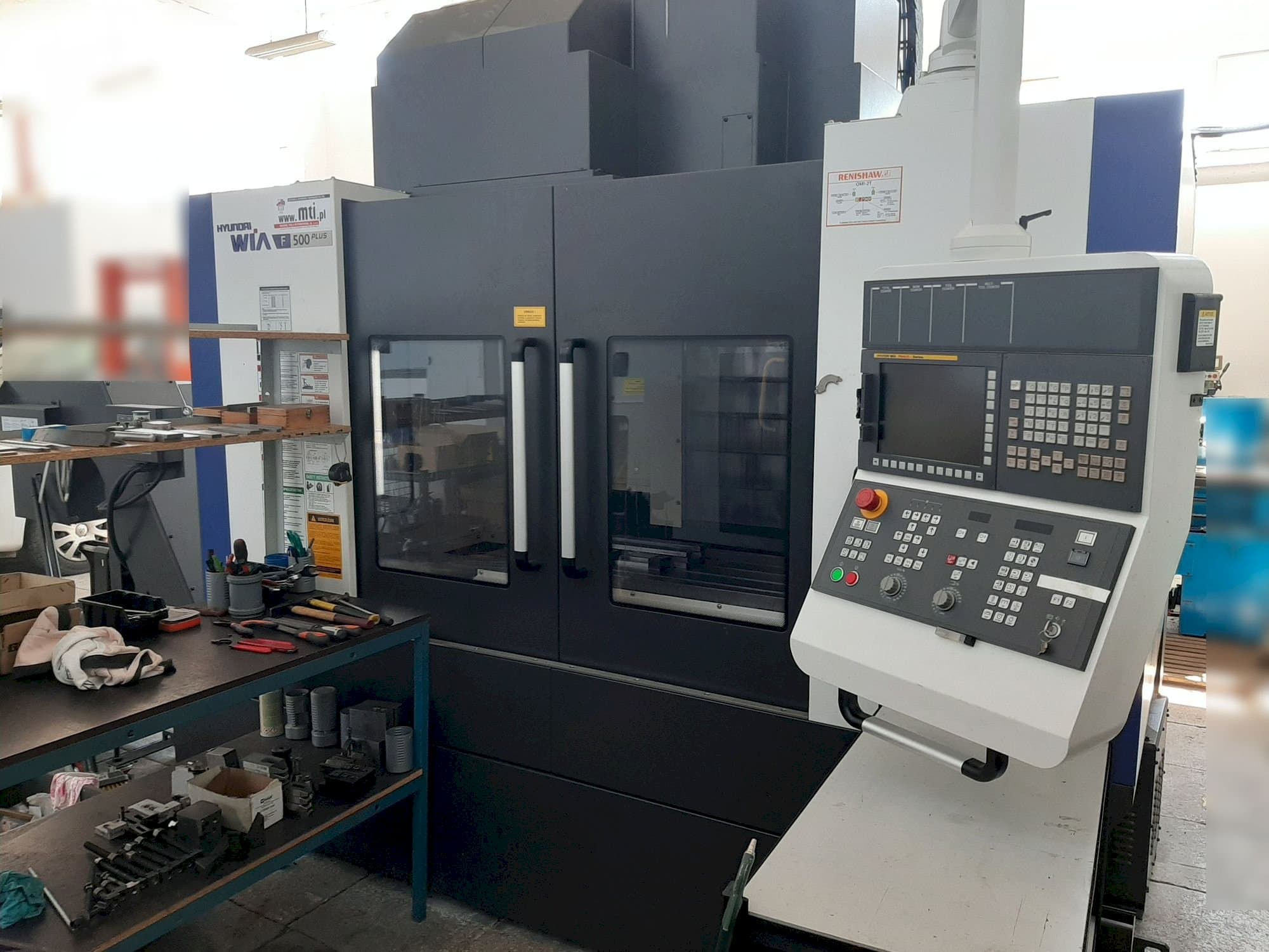 Front view of Hyundai Wia F500 PLUS  machine