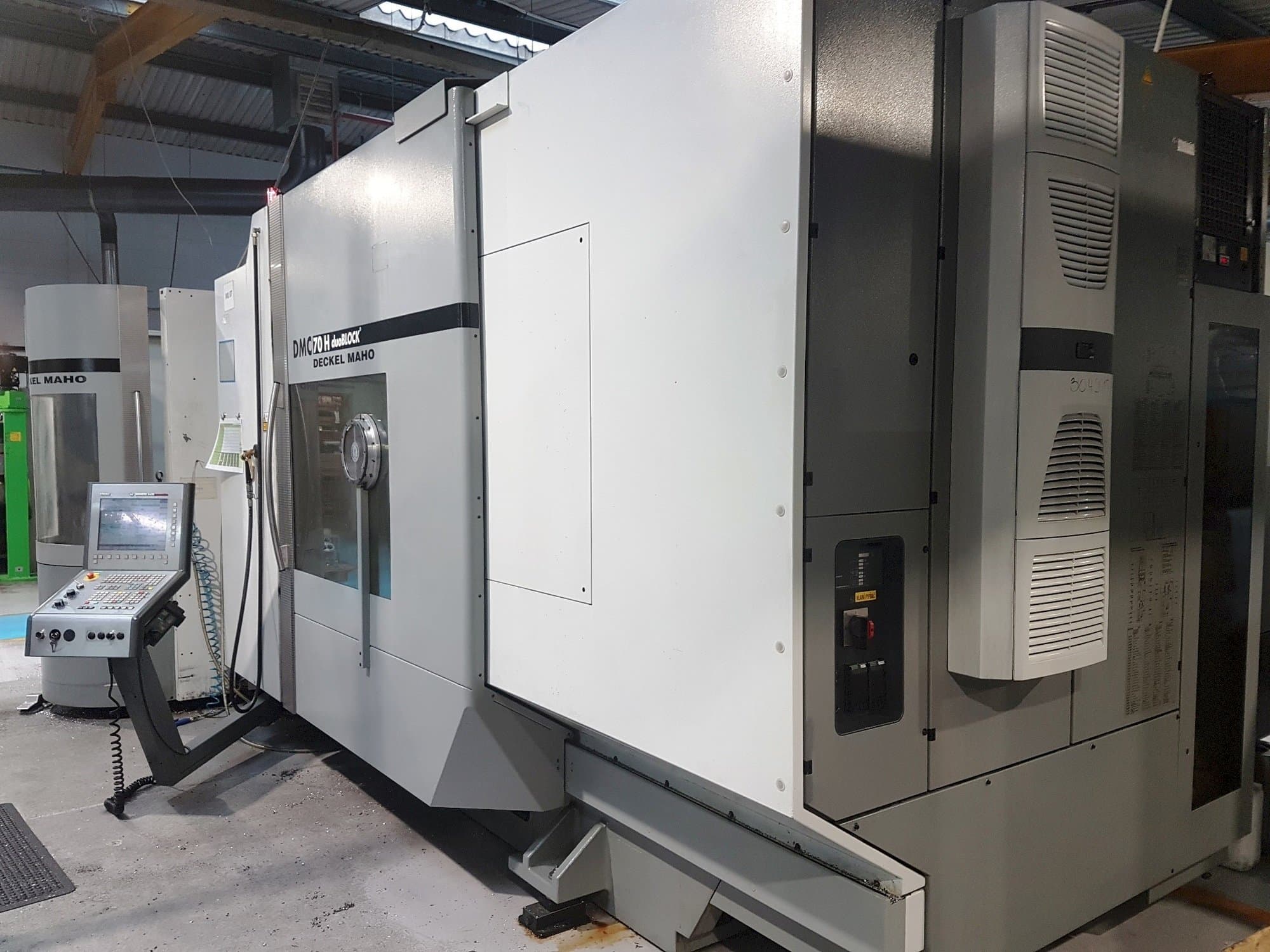 Front view of DECKEL MAHO DMC 70 H duoBlock  machine