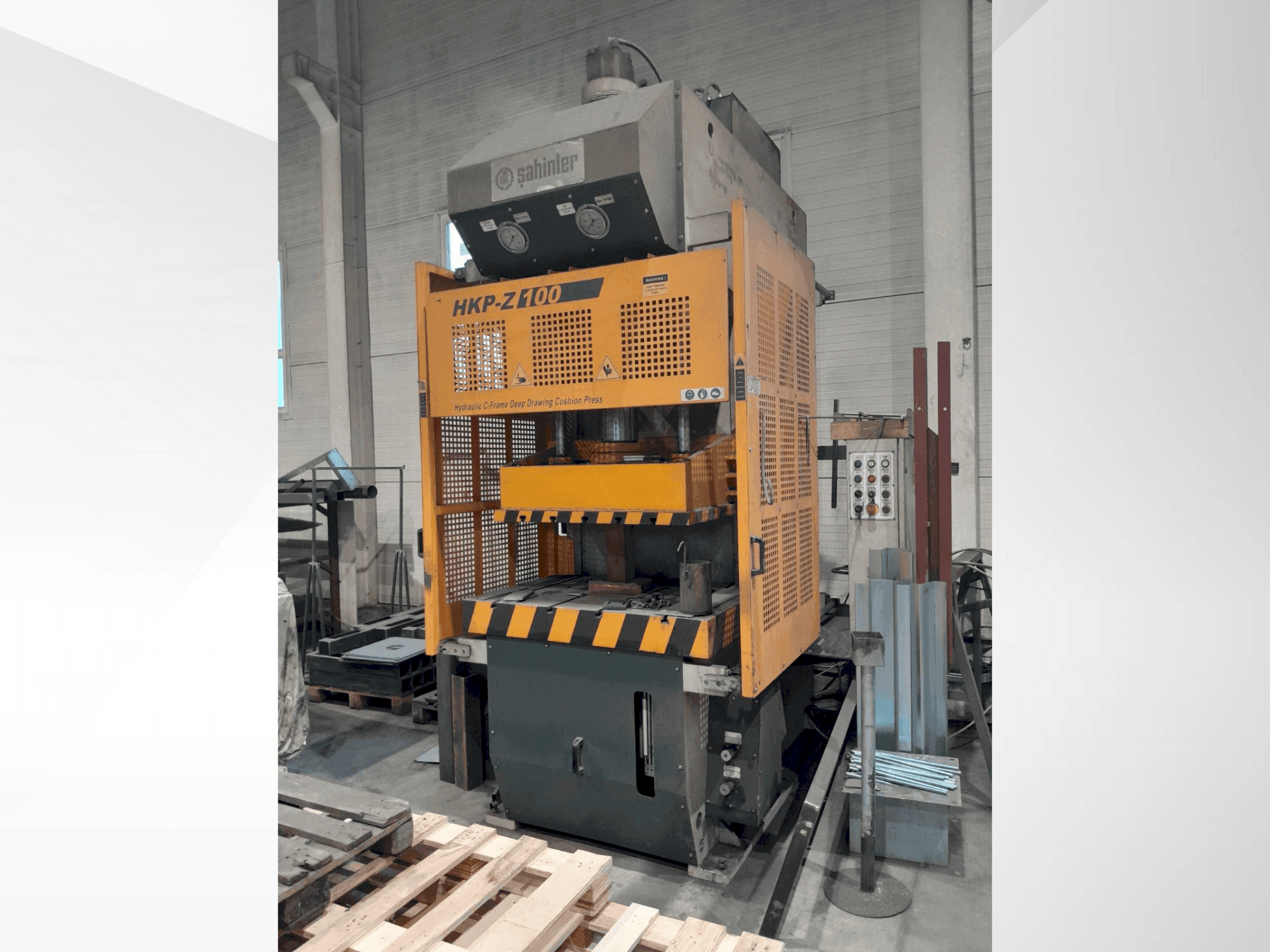 Front view of Sahinler HKP-Z 100  machine