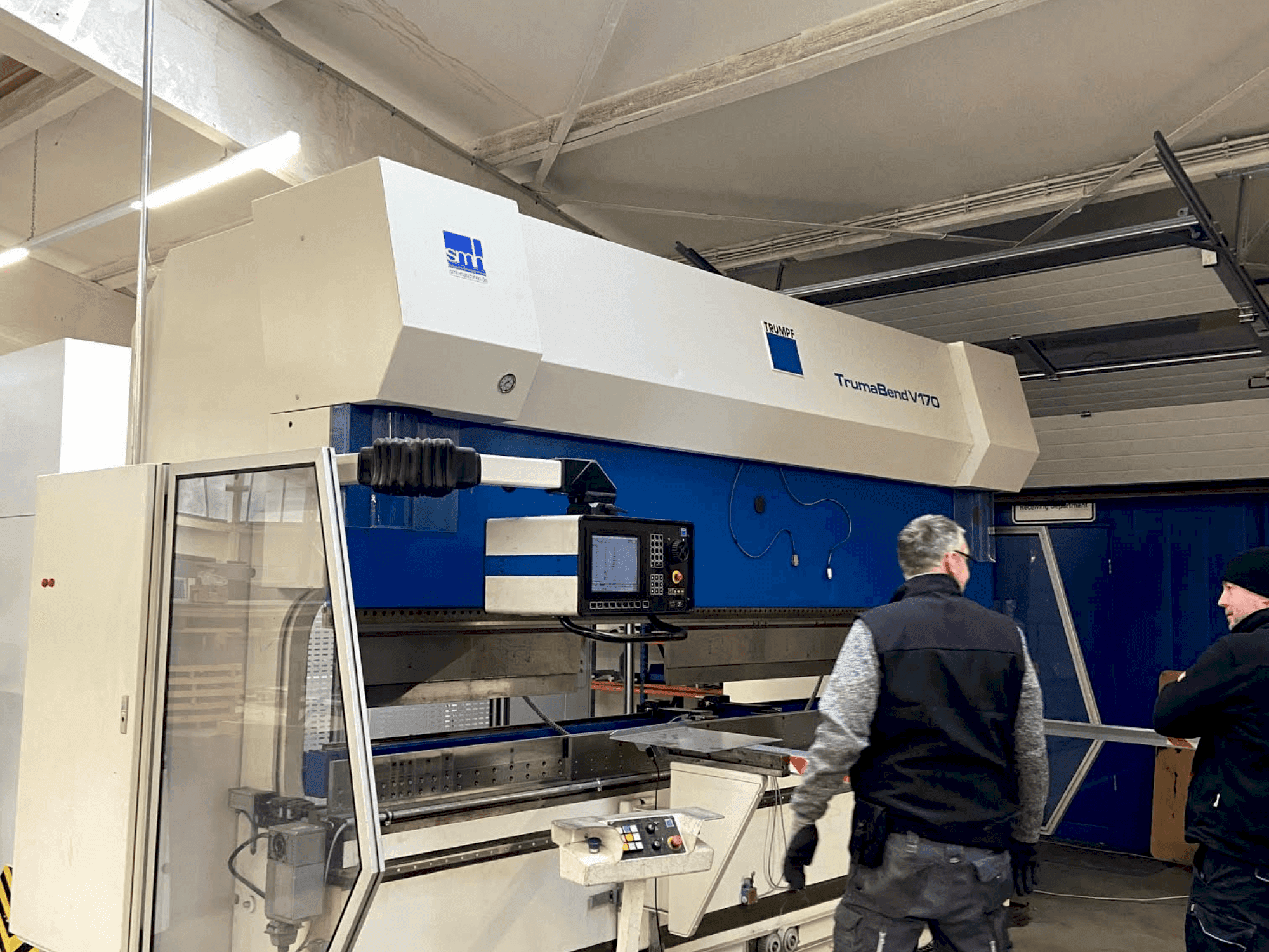 Front view of TRUMPF TrumaBend V170  machine