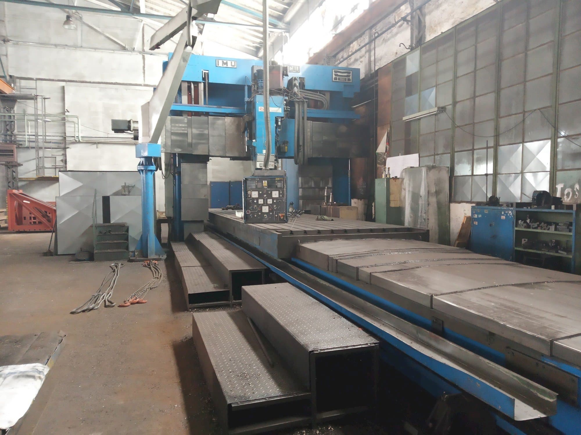 Front view of Forest Line FLP 2200  machine