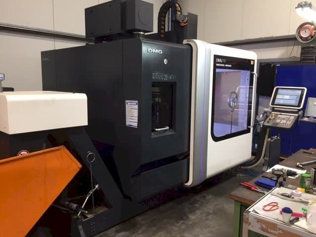 Front view of DECKEL MAHO DMU 70  machine