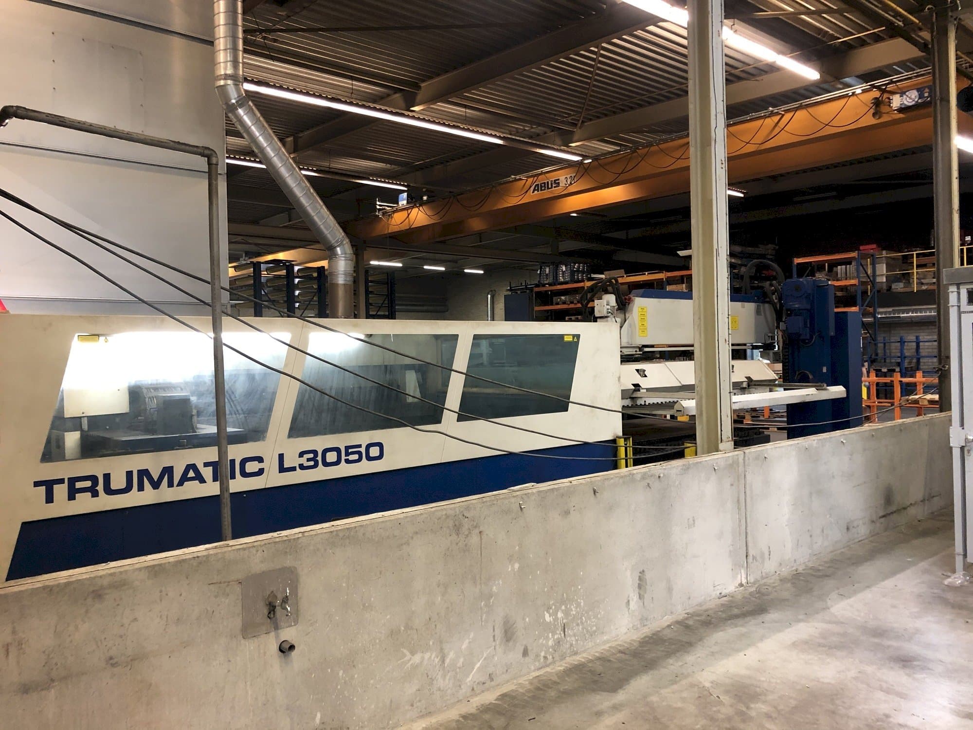 Front view of Trumpf Trumatic 3050  machine