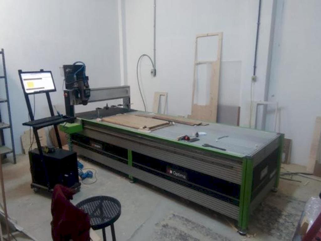 Front view of OPTIMA 2510  machine