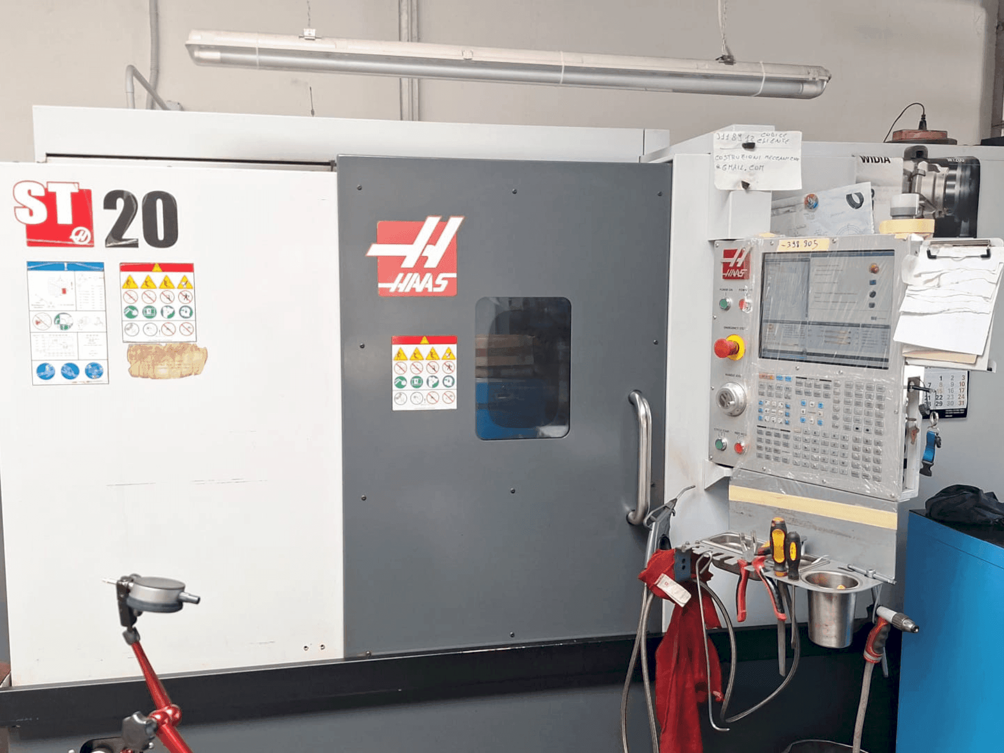 Front view of HAAS ST-20  machine