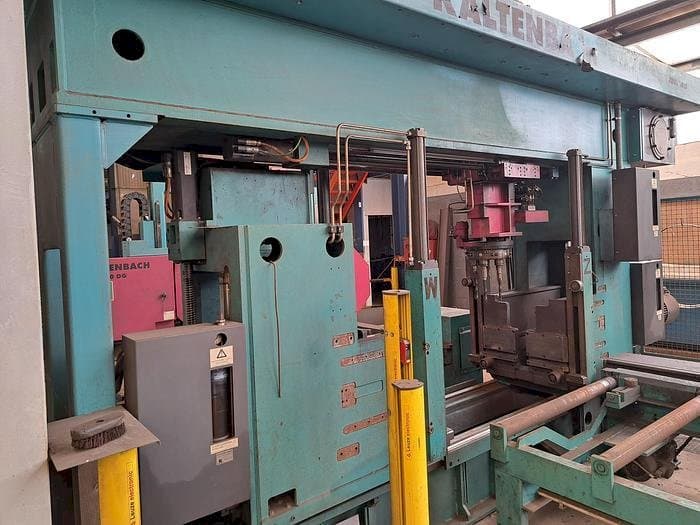 Left side view of KALTENBACH KDX5 1015  machine