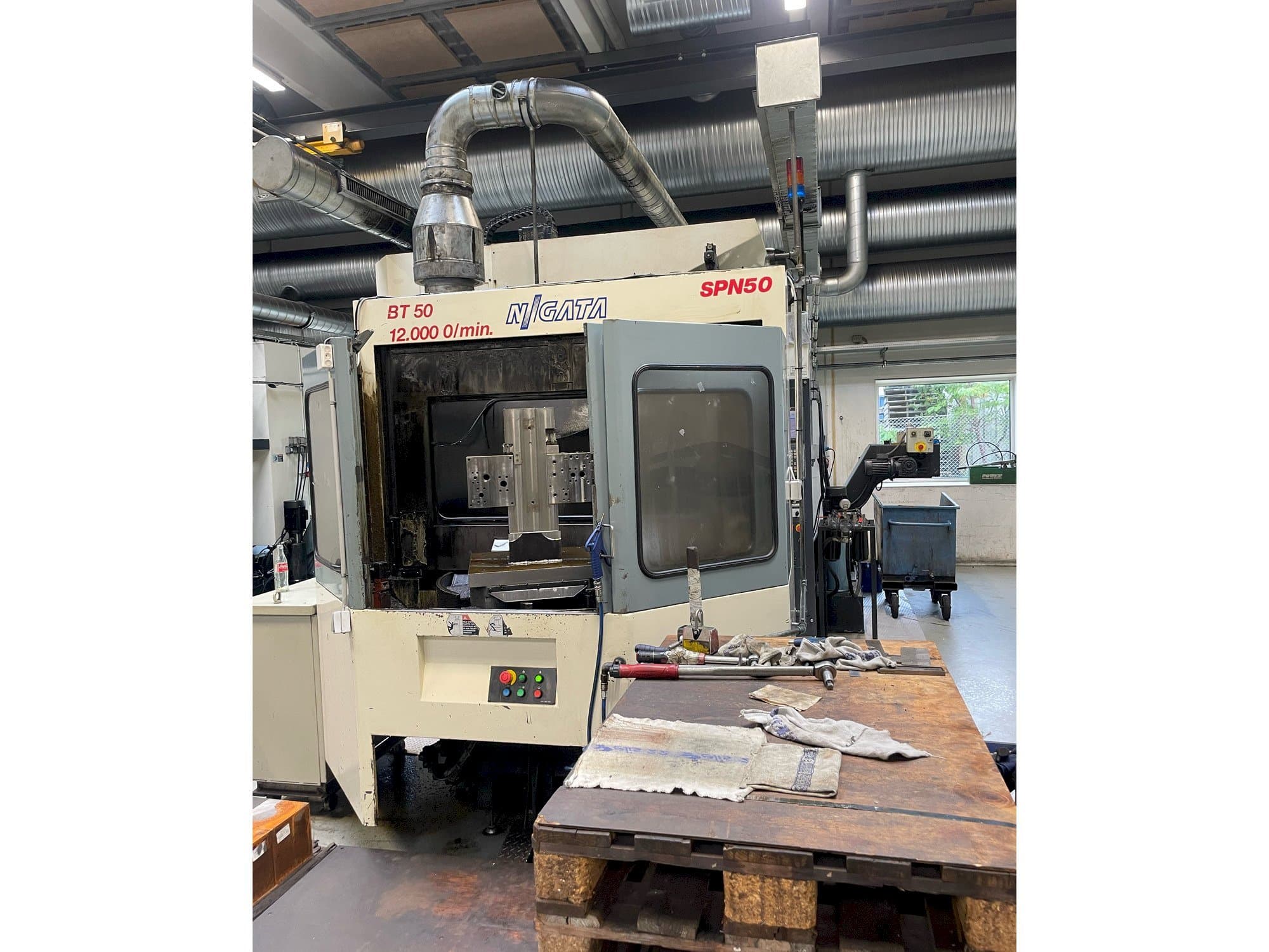 Front view of Niigata SPN 50  machine