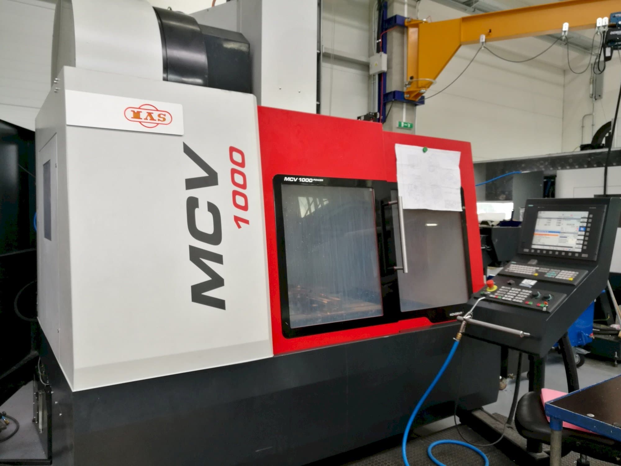 Front view of KOVOSVIT MAS MCV 1000 Power  machine