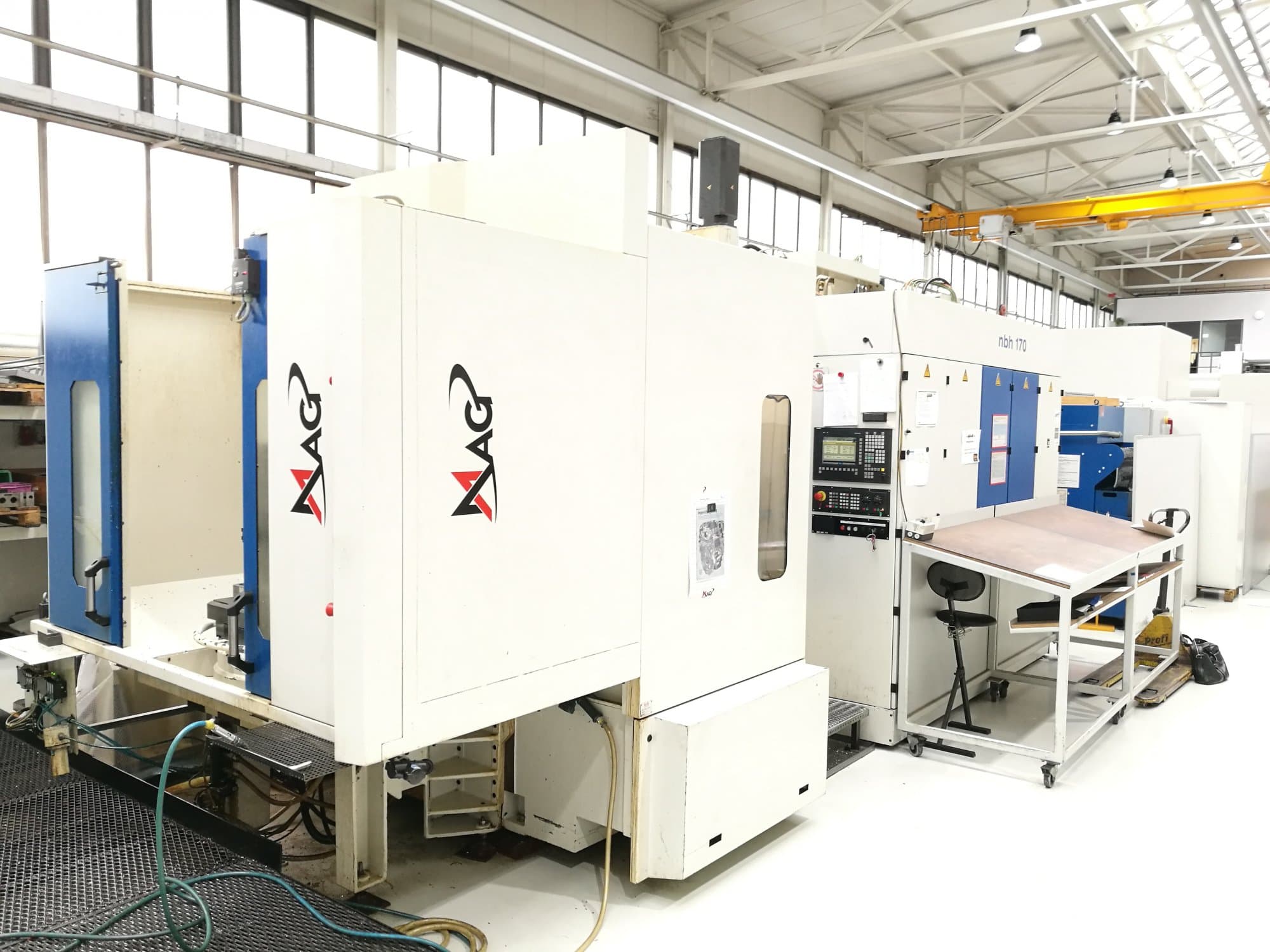 Left view of Hueller Hille NBH 170 Machine