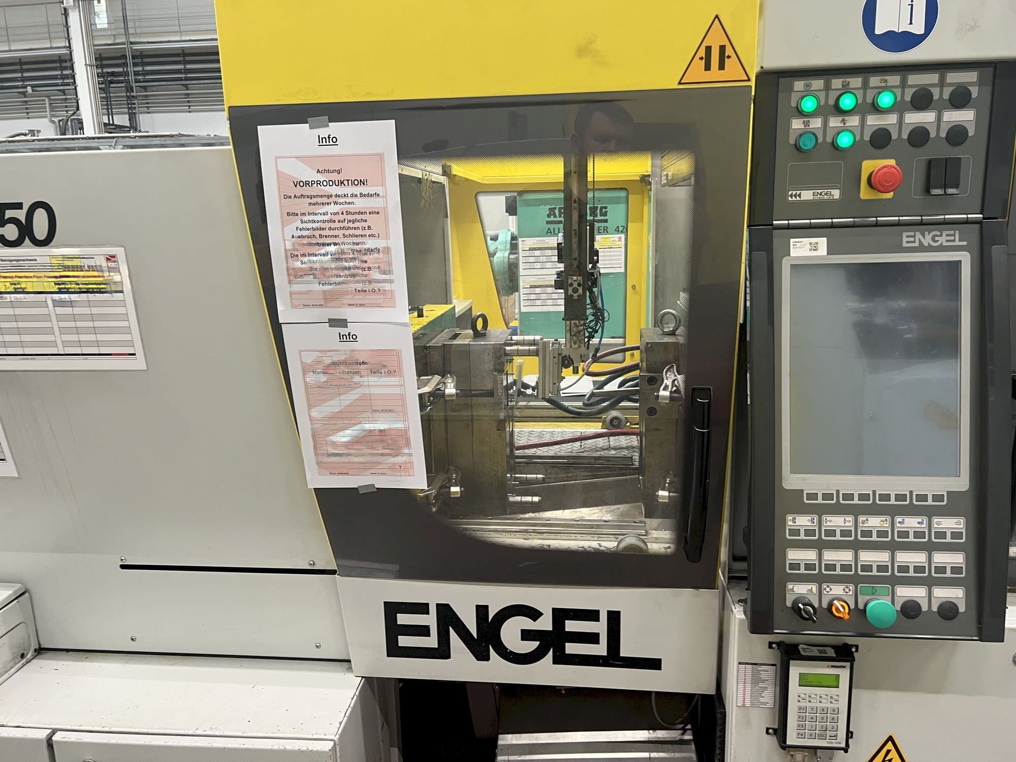 Front view of Engel Victory 200/50  machine