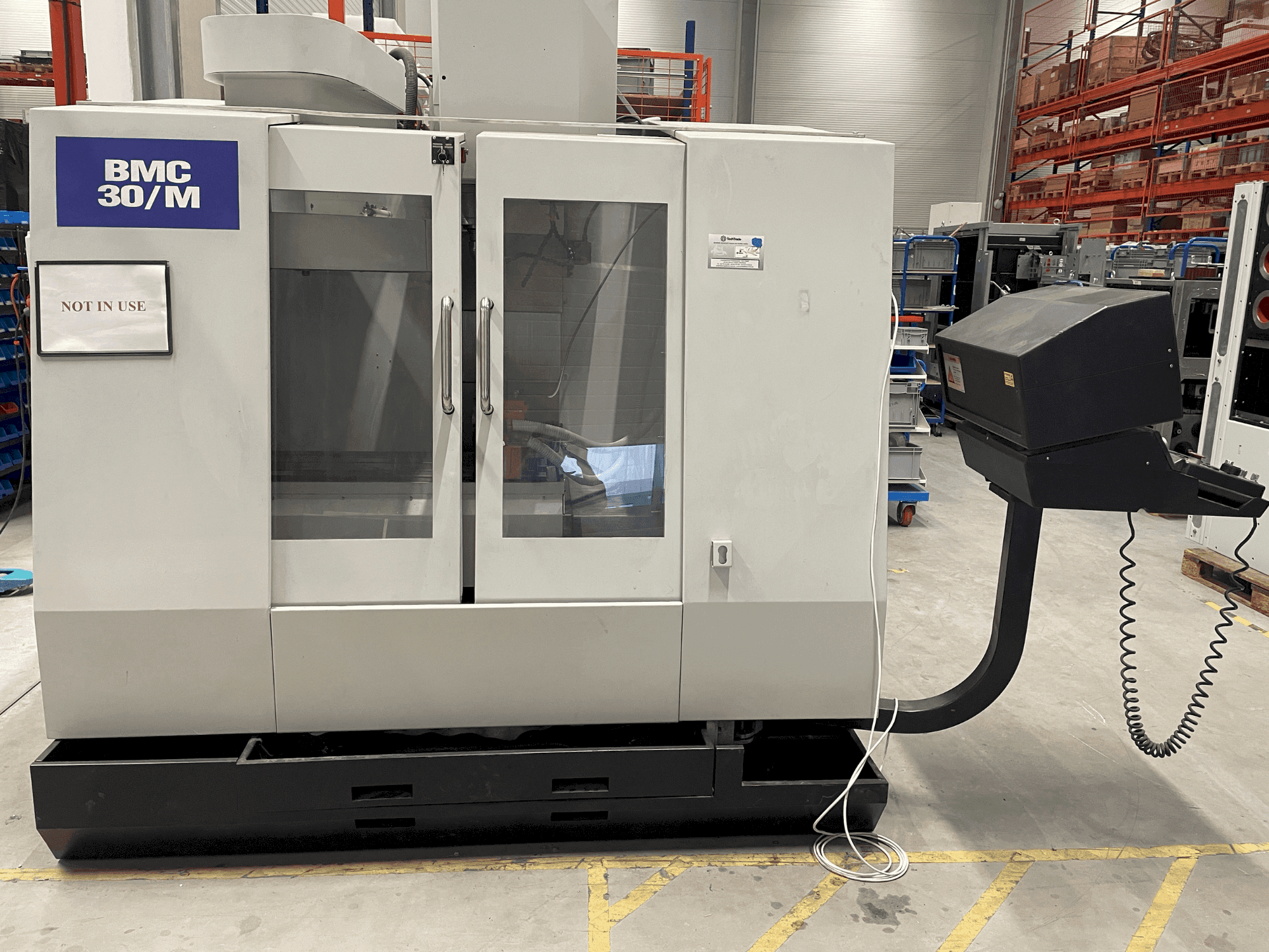 Front view of Hurco BMC-30M  machine