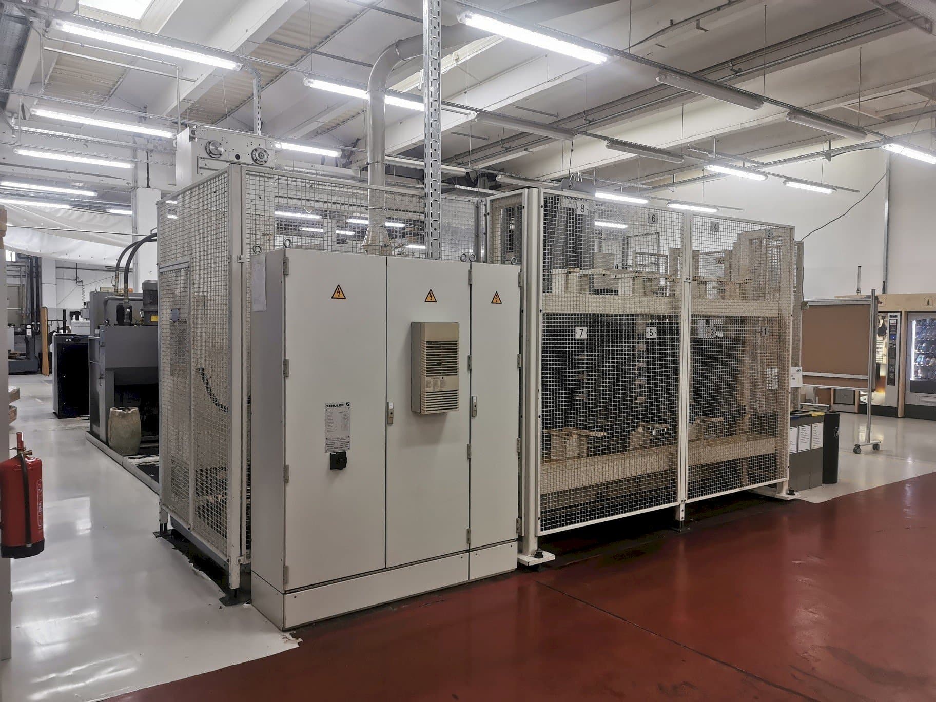 Front view of HELLER MC 16  machine