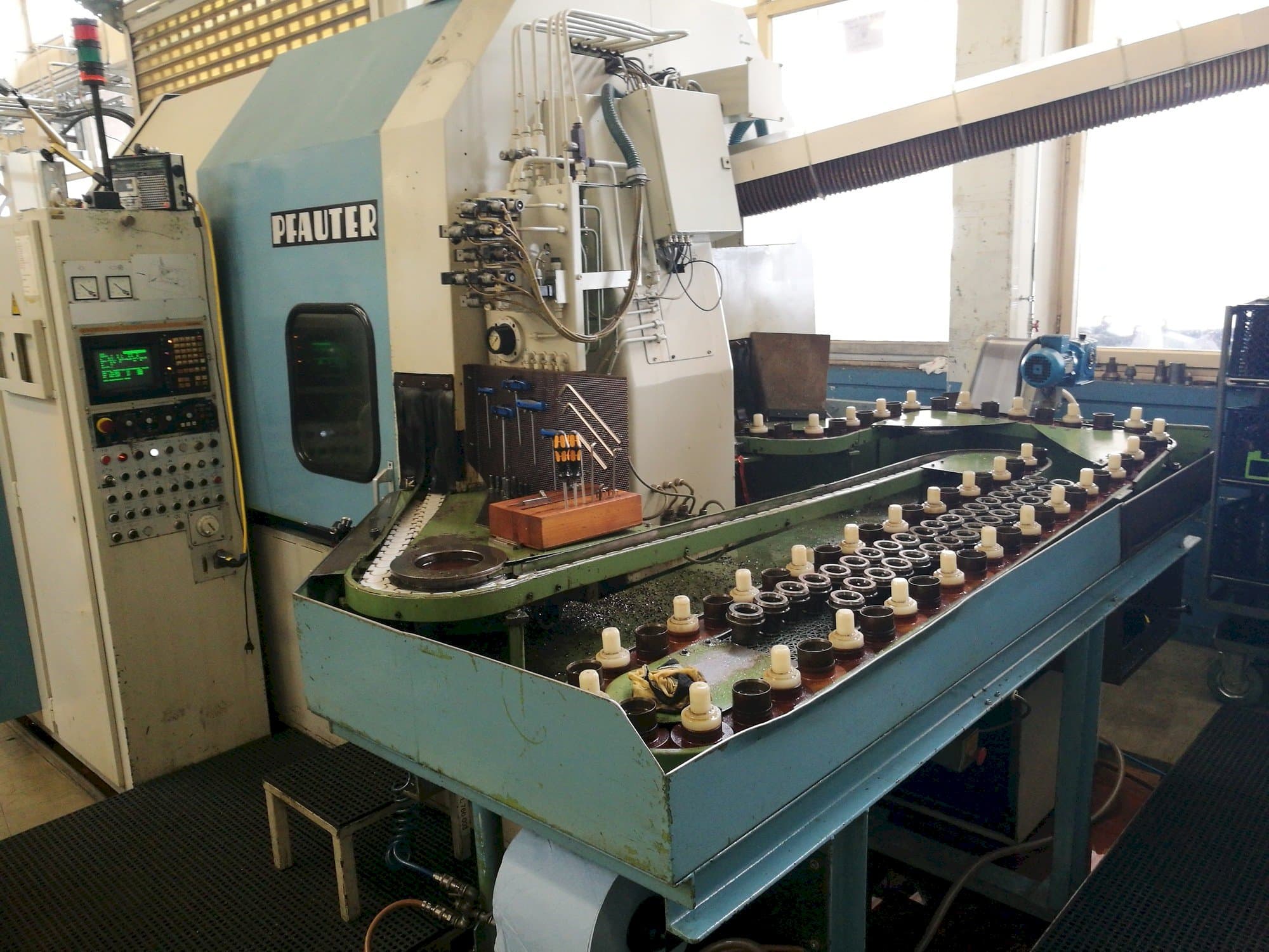 Front view of Pfauter PA 320 NC  machine