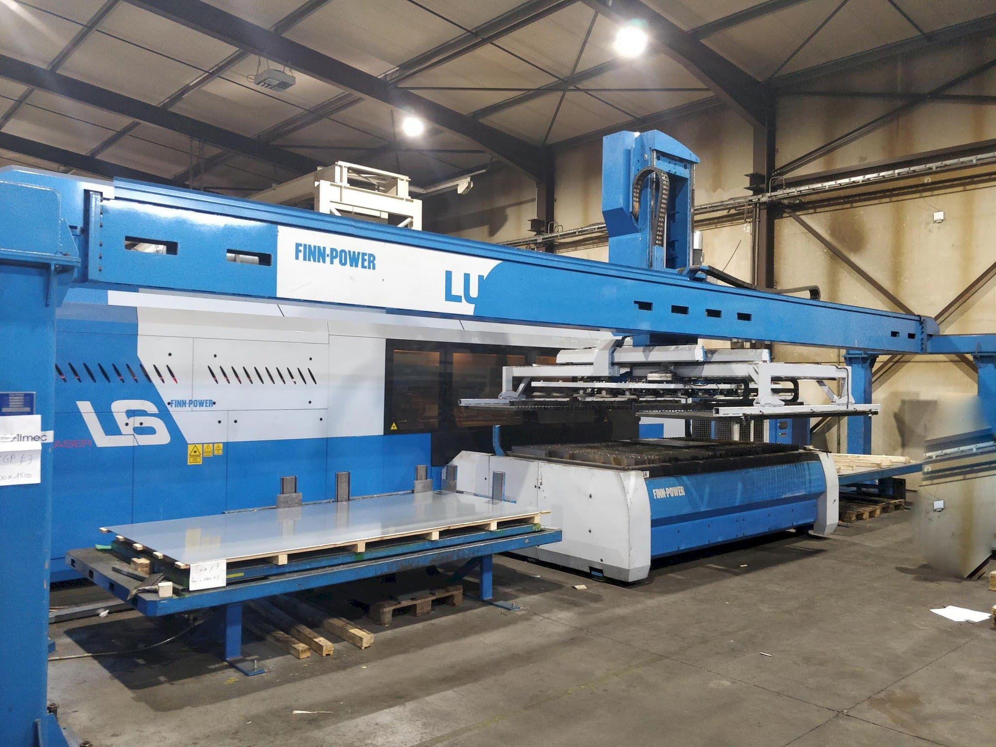 Front view of Finn-Power L6  machine