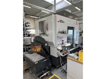 Front view of HAAS UMC-500SS machine